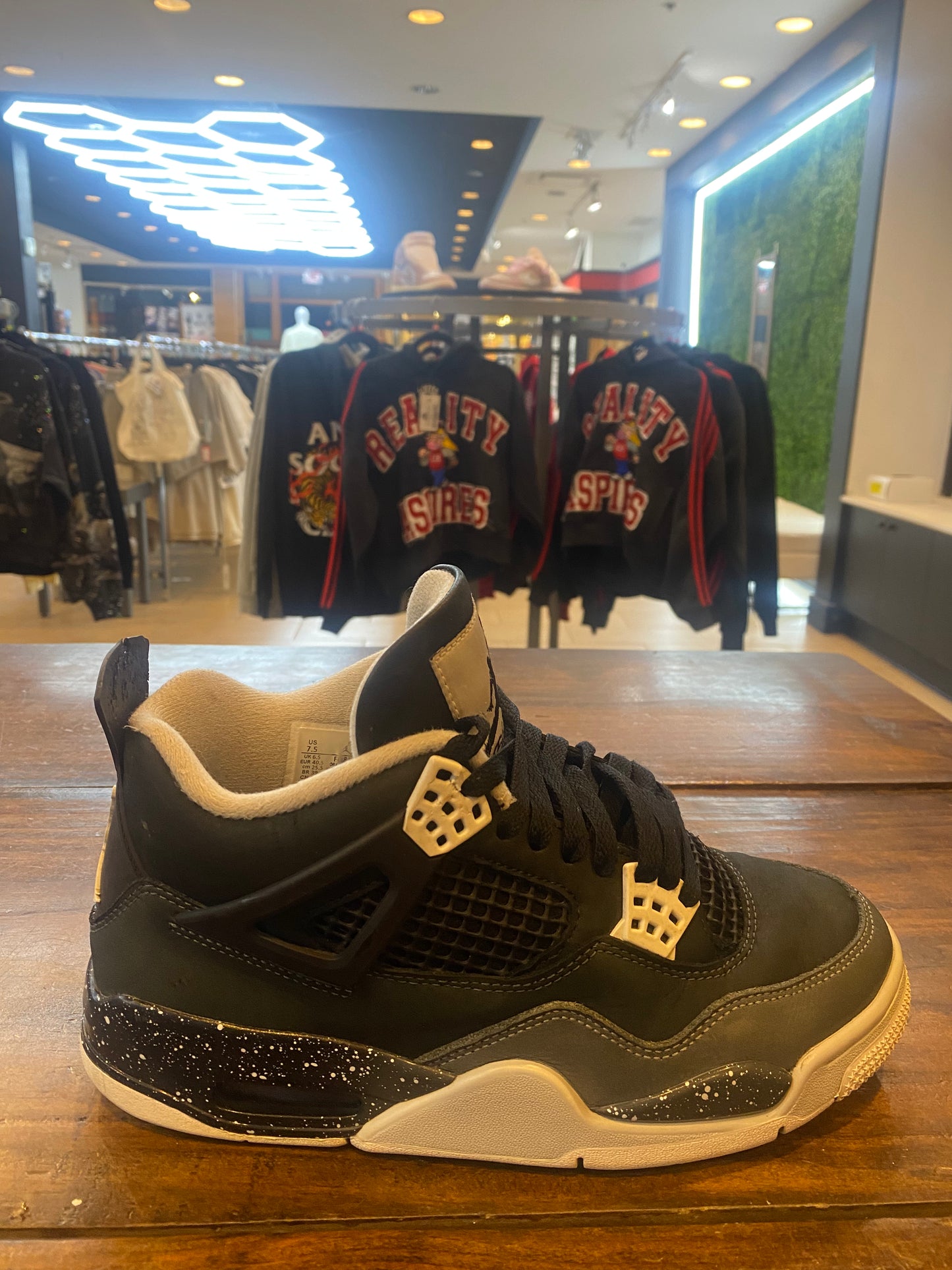 Jordan 4 Retro Fear 2024 PRE OWNED