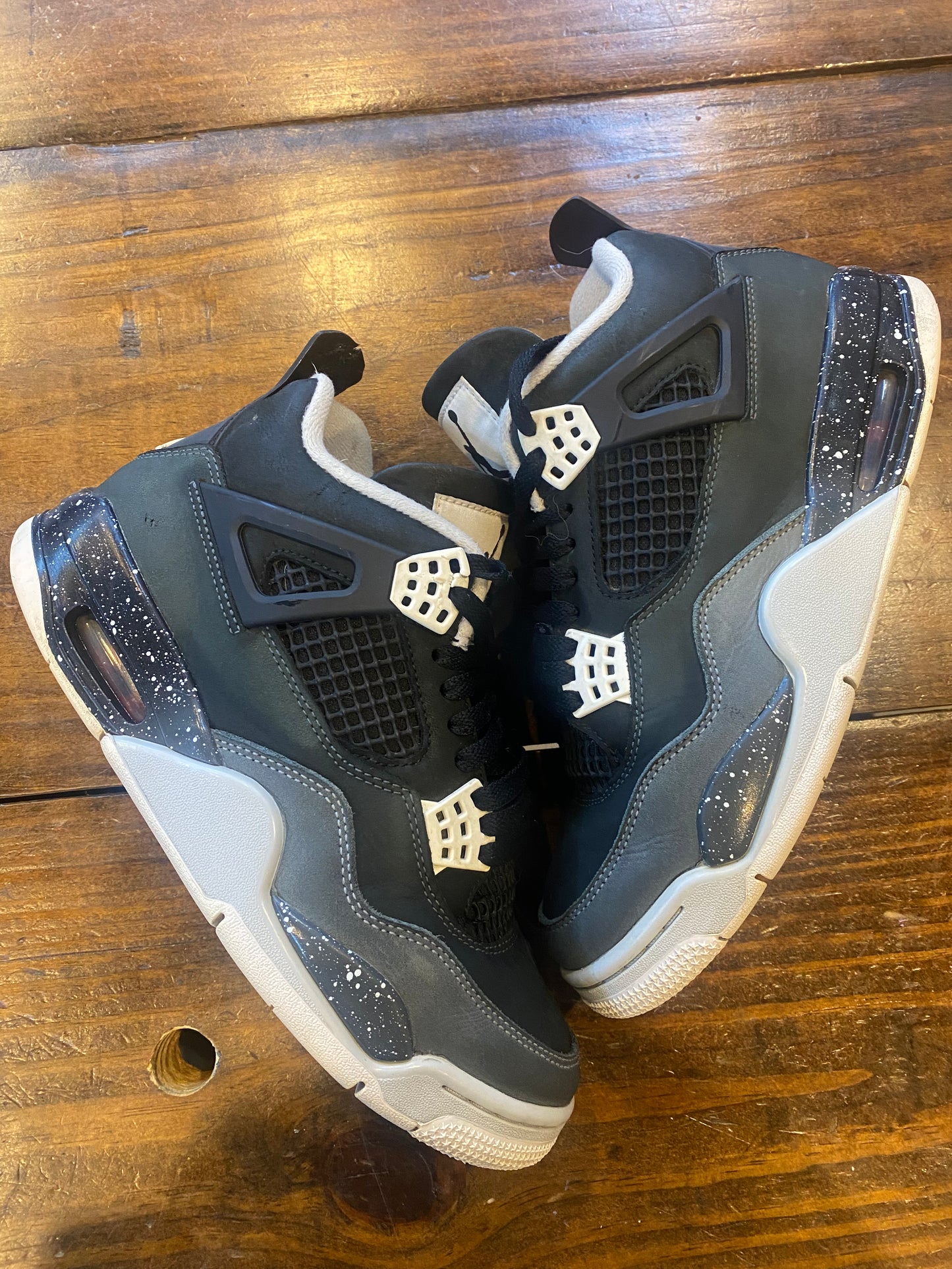 Jordan 4 Retro Fear 2024 PRE OWNED