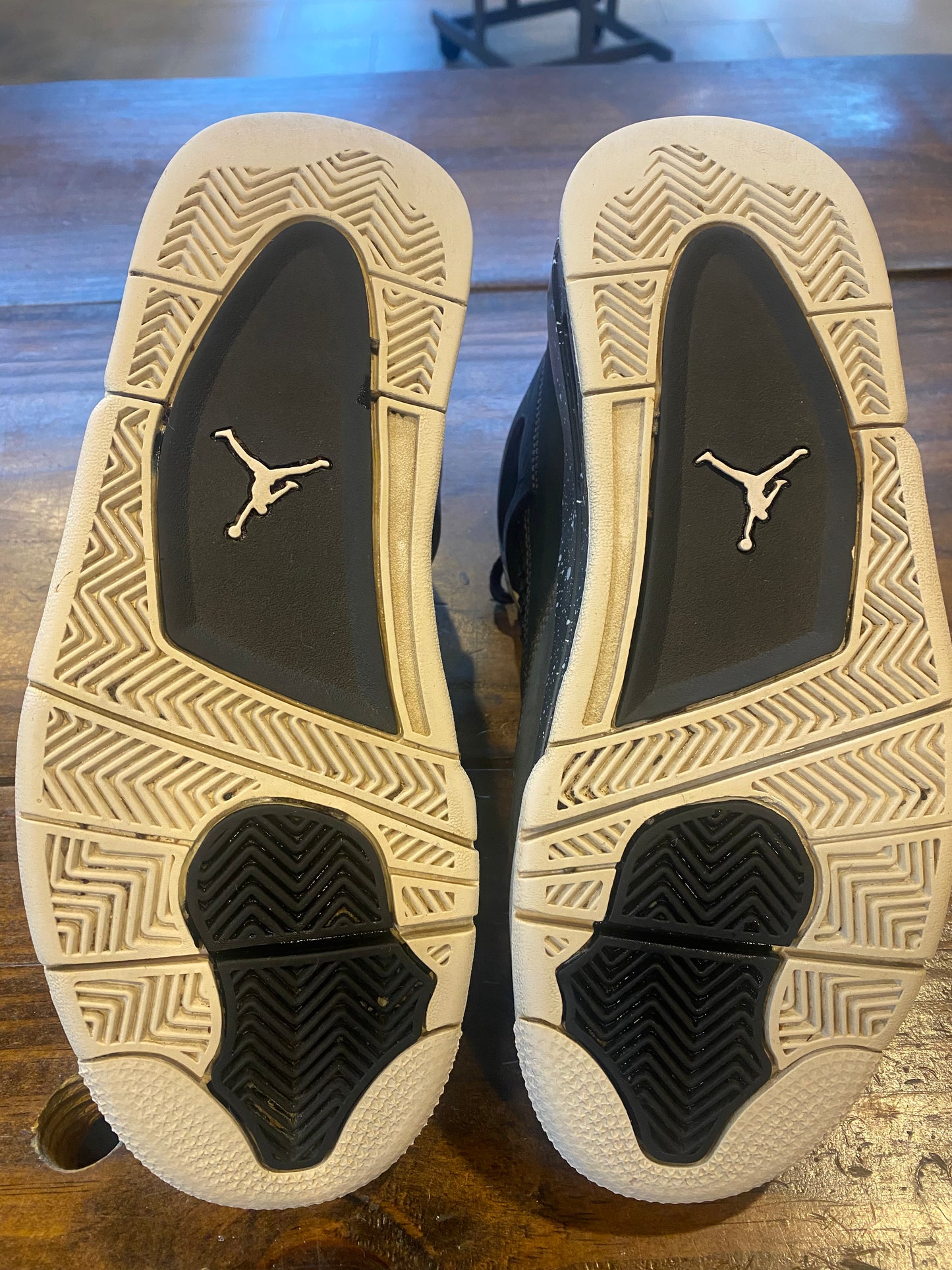 Jordan 4 Retro Fear 2024 PRE OWNED