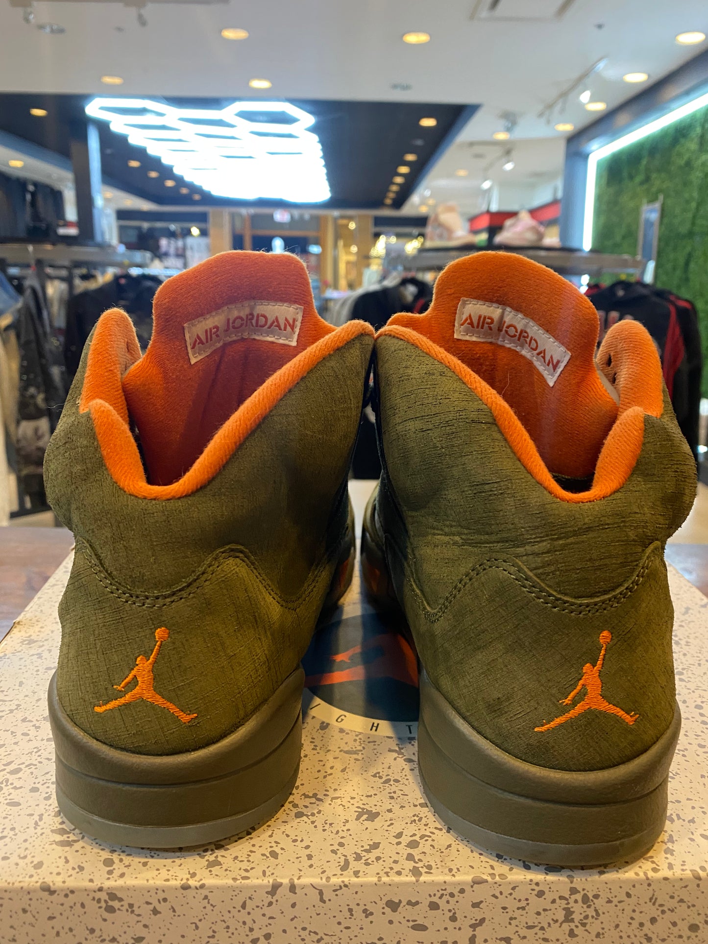 Jordan 5 Retro Olive 2024 PRE OWNED