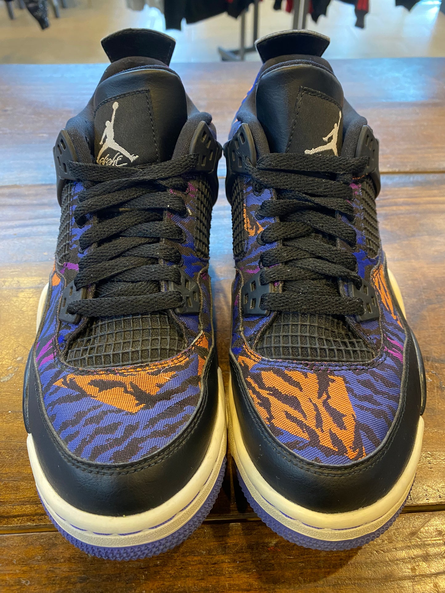 Jordan 4 Retro Black Rush Violet (GS) PRE OWNED