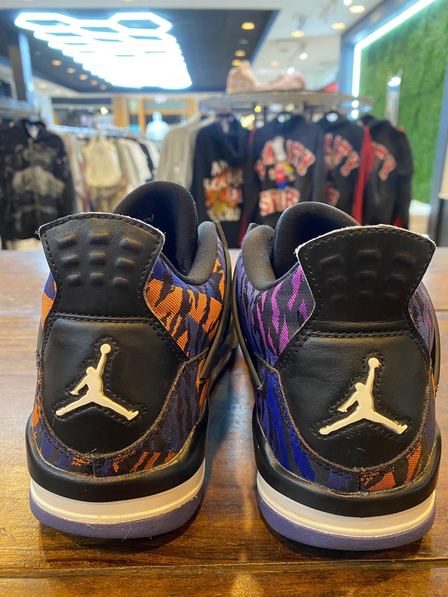 Jordan 4 Retro Black Rush Violet (GS) PRE OWNED