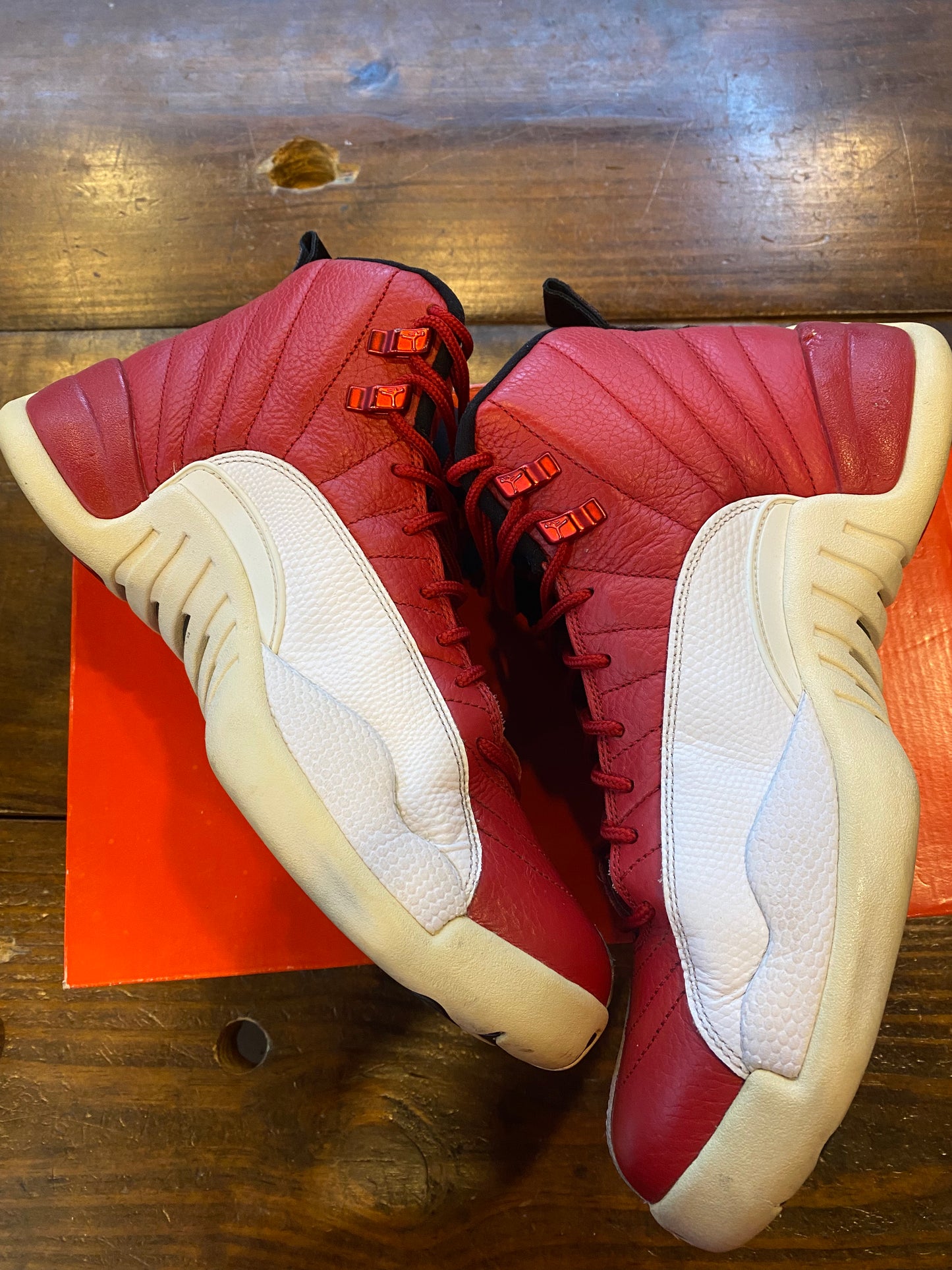 Jordan 12 Retro Gym Red PRE OWNED