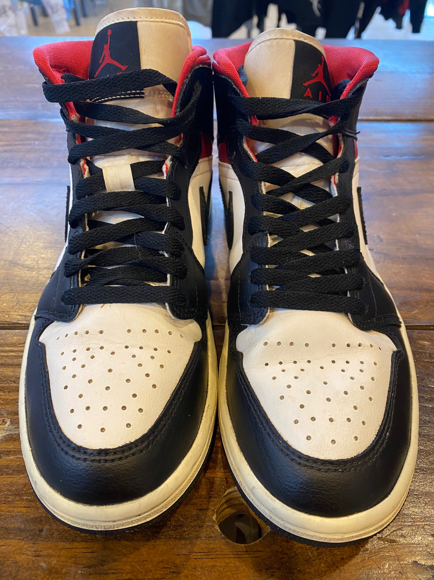 Wmns Jordan 1 Mid Black Sail Gym Red PRE OWNED