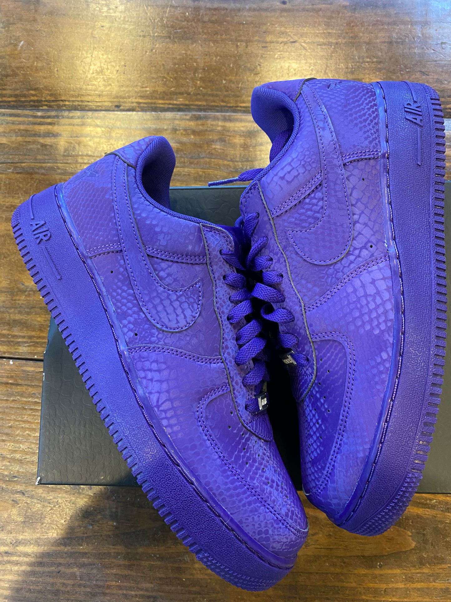 Kobe Bryant X Air Force 1 Low Court Purple PRE OWNED