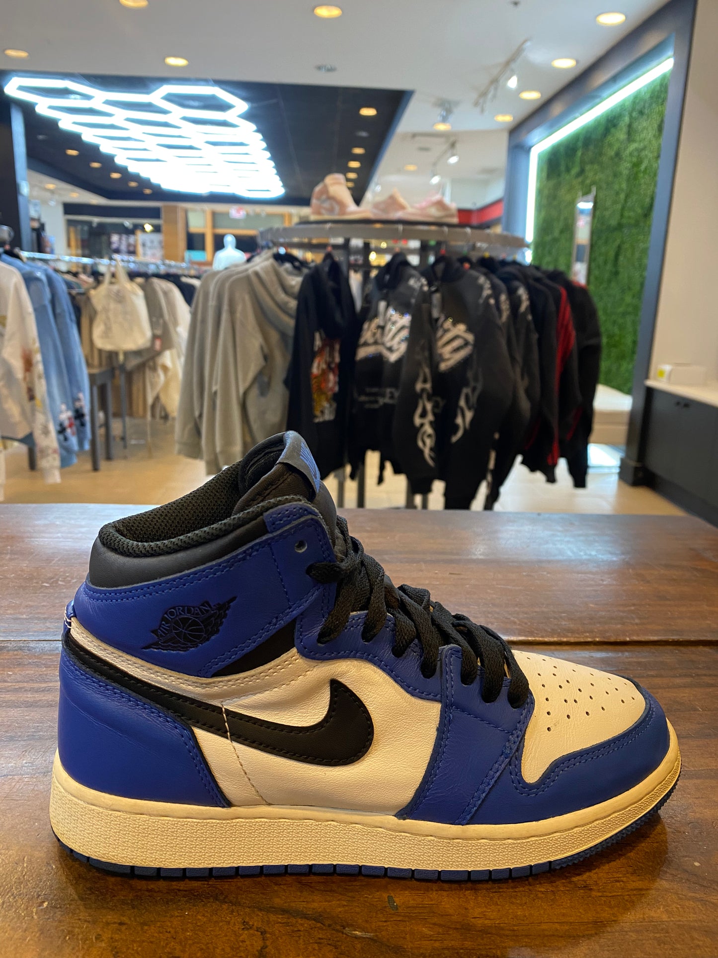 Jordan 1 Retro High OG BG Game Royal PRE OWNED