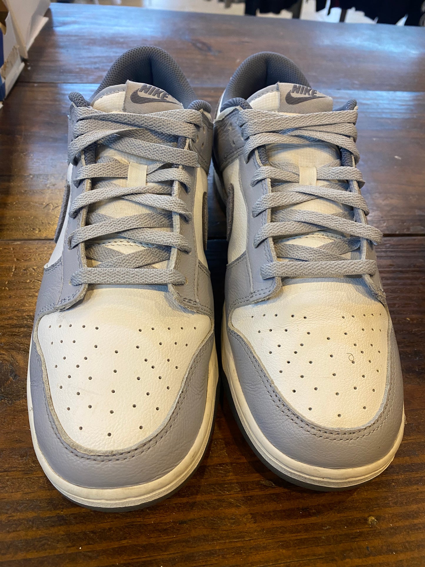 Dunk Low SE Light Carbon PRE OWNED