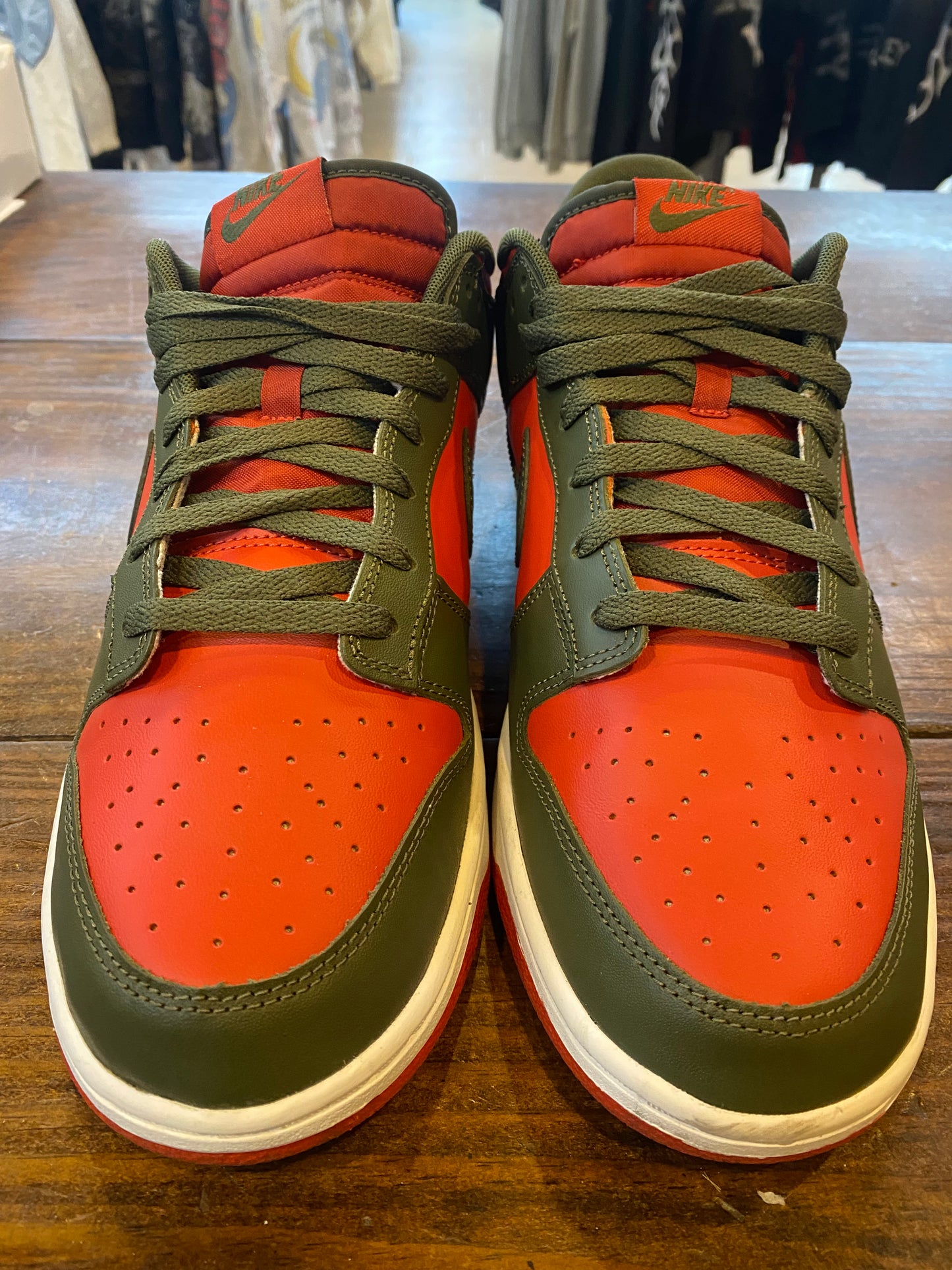 Dunk Low Cargo Khaki Mystic Red PRE OWNED