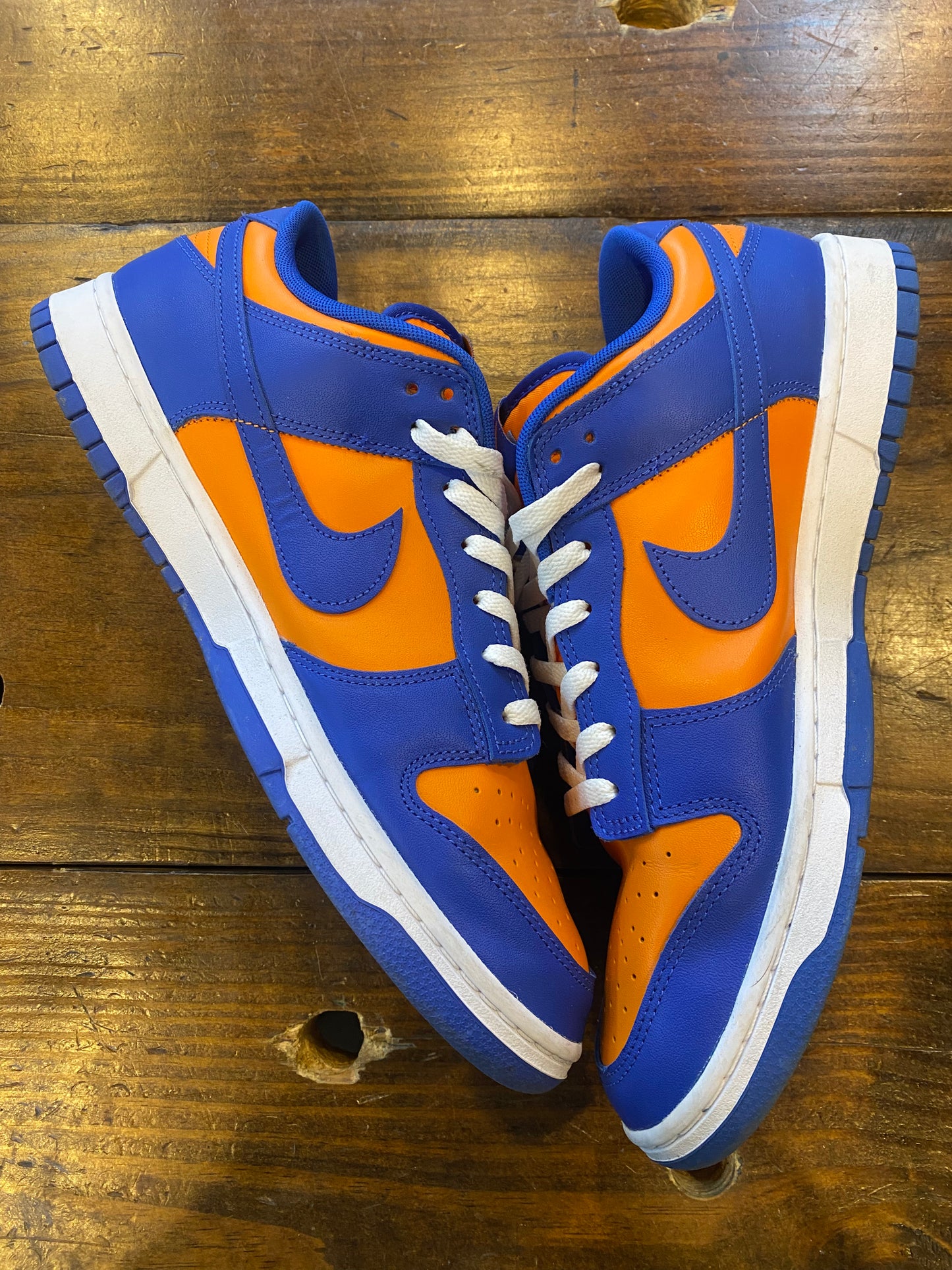 Dunk Low Knicks PRE OWNED