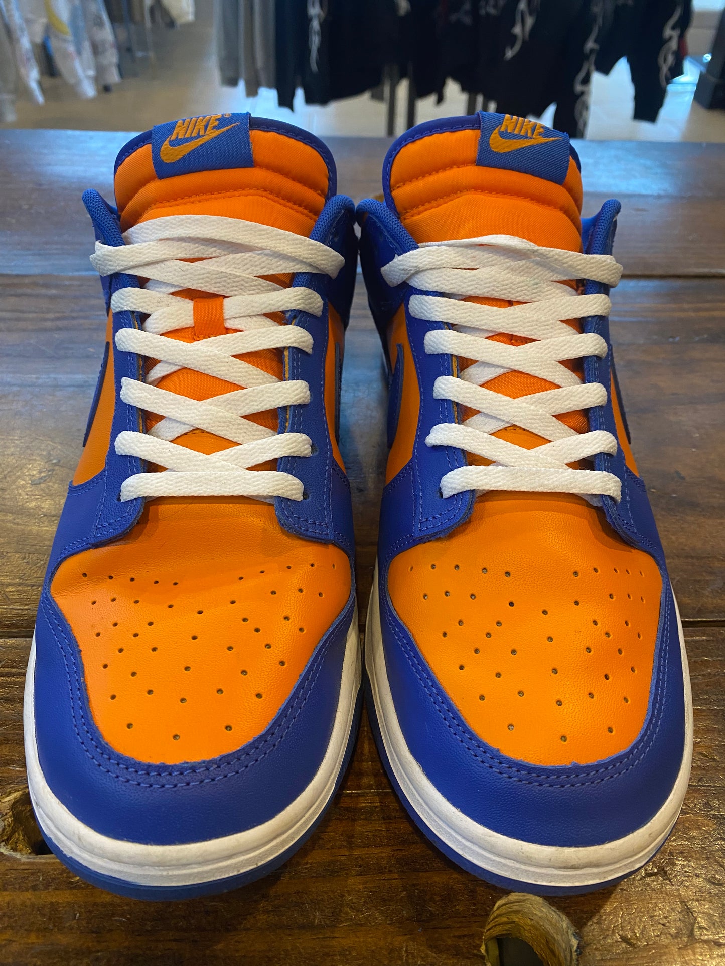 Dunk Low Knicks PRE OWNED