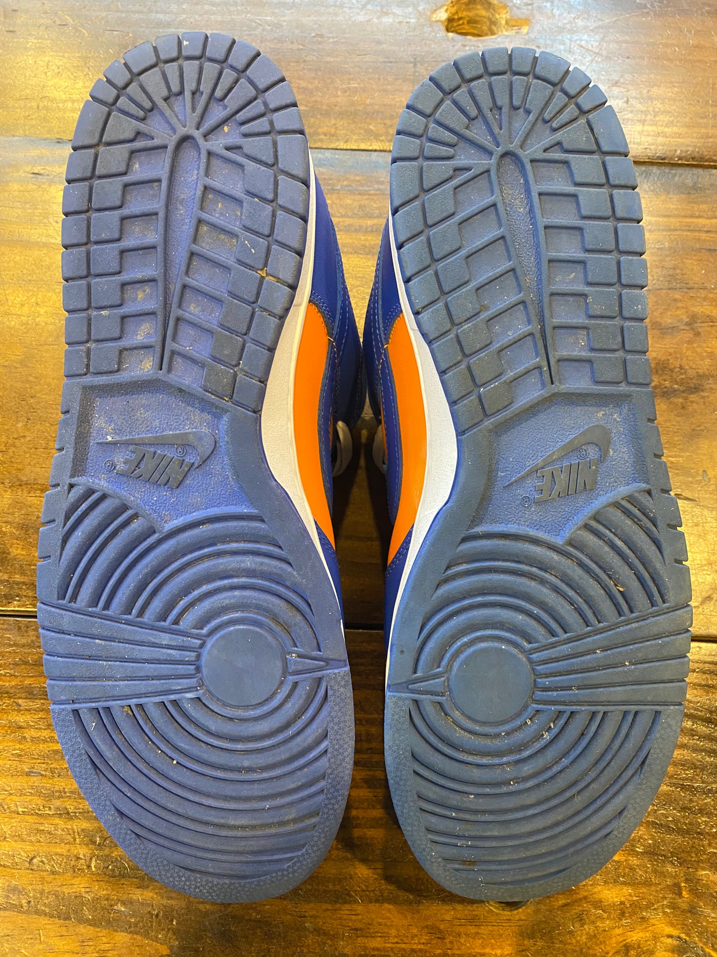 Dunk Low Knicks PRE OWNED