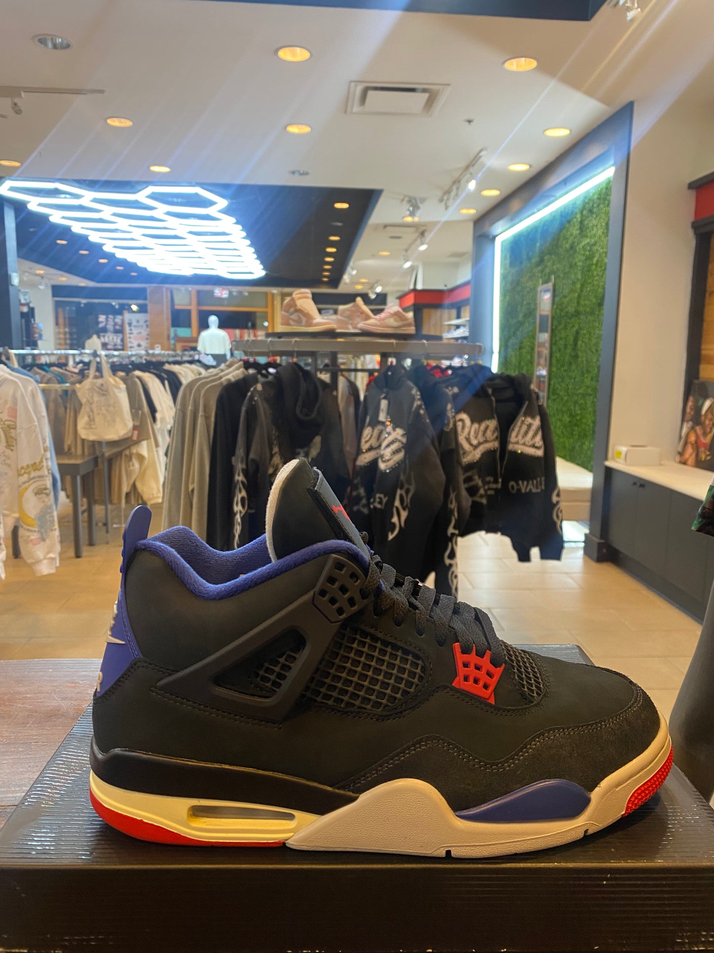 Jordan 4 Retro Rare Air White Lettering PRE OWNED