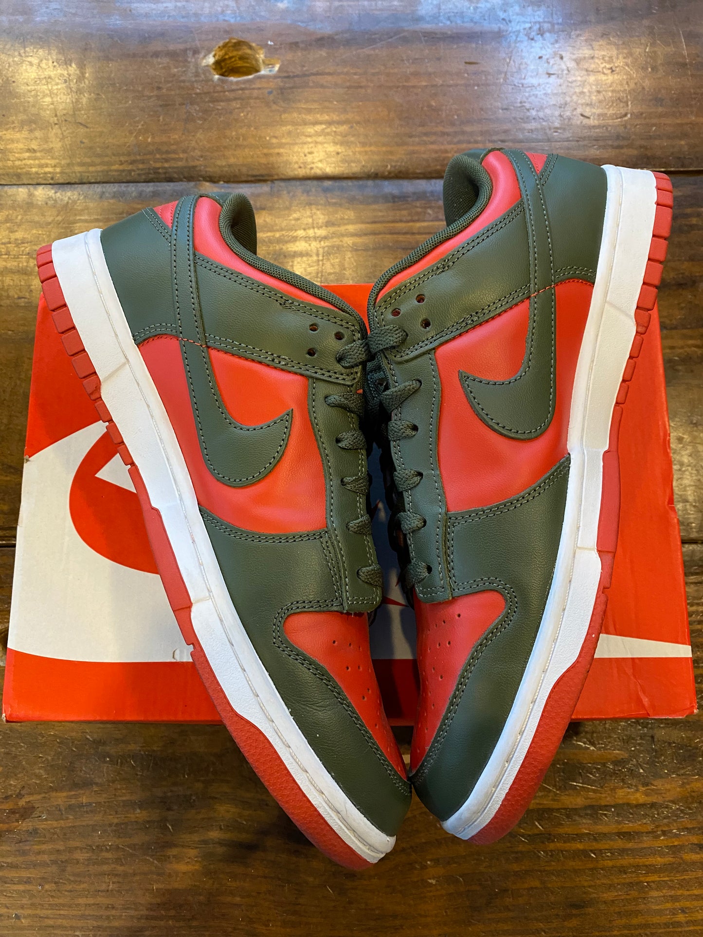 Dunk Low Cargo Khaki Mystic Red PRE OWNED