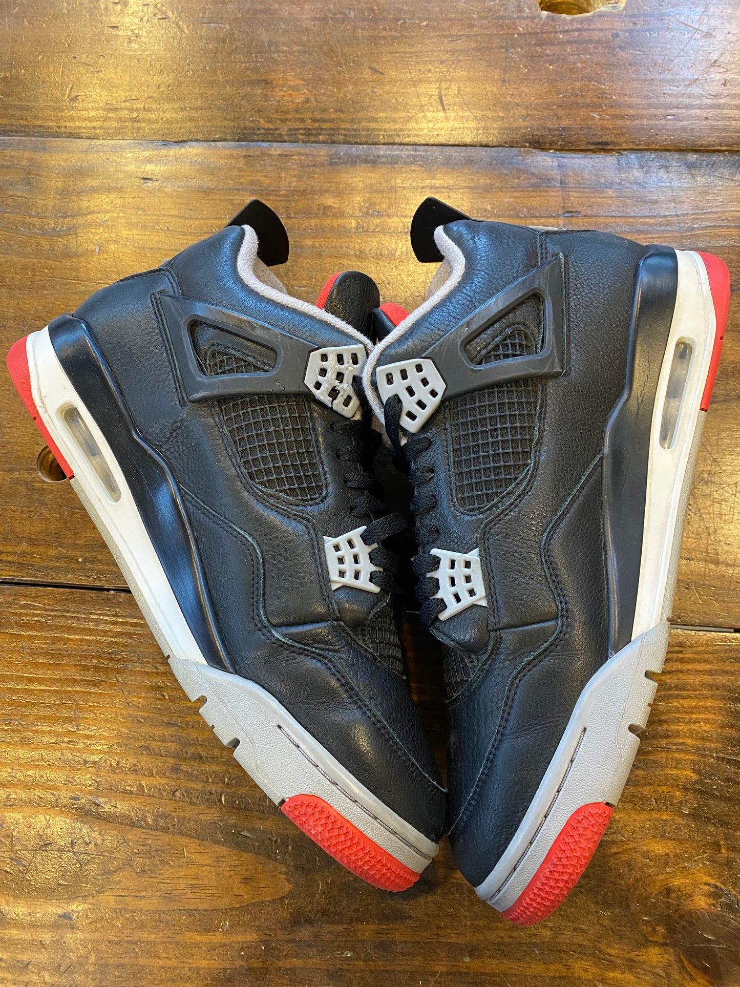 Jordan 4 Retro Bred Reimagined PRE OWNED
