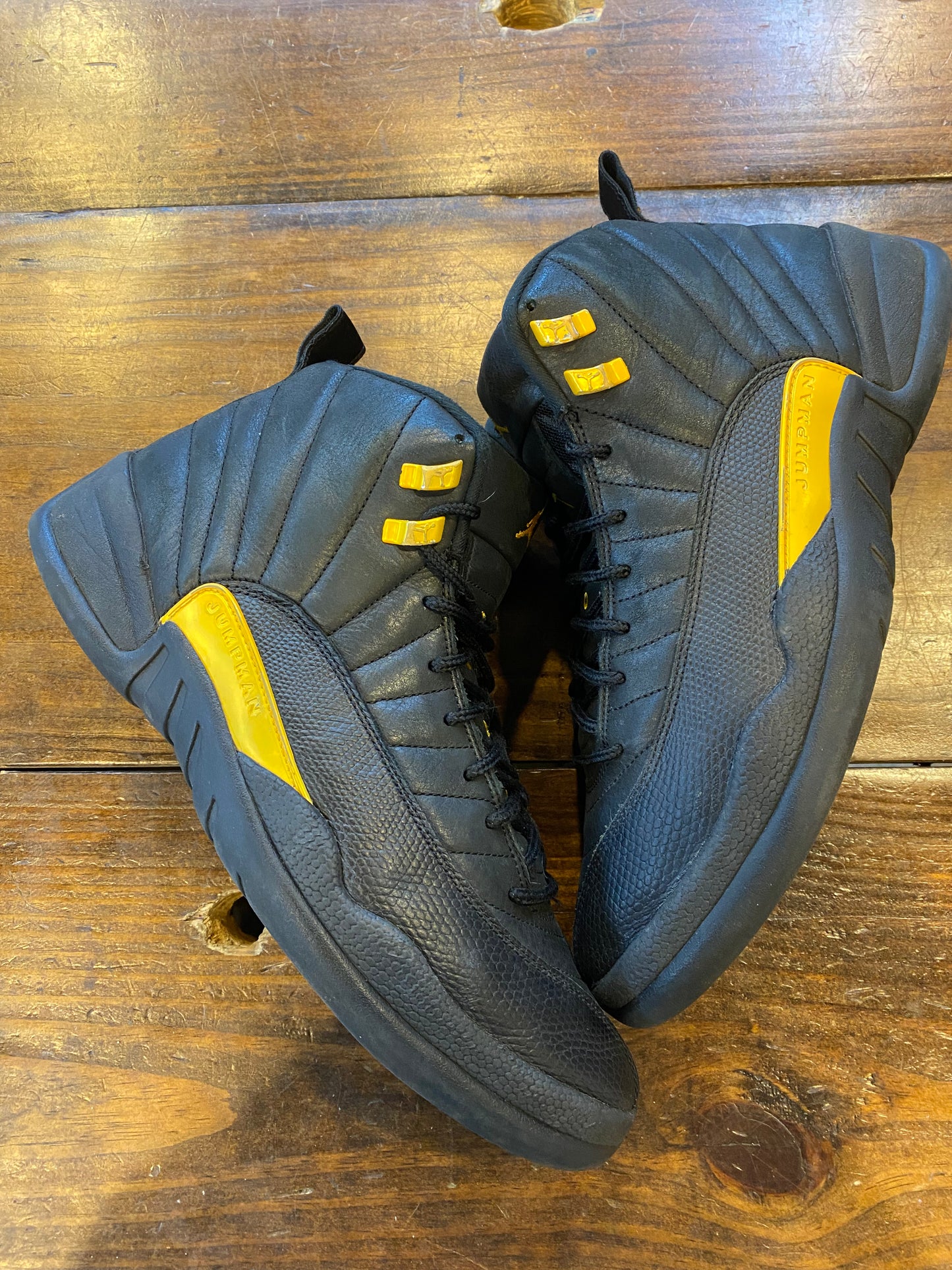 Jordan 12 Retro Black Taxi PRE OWNED