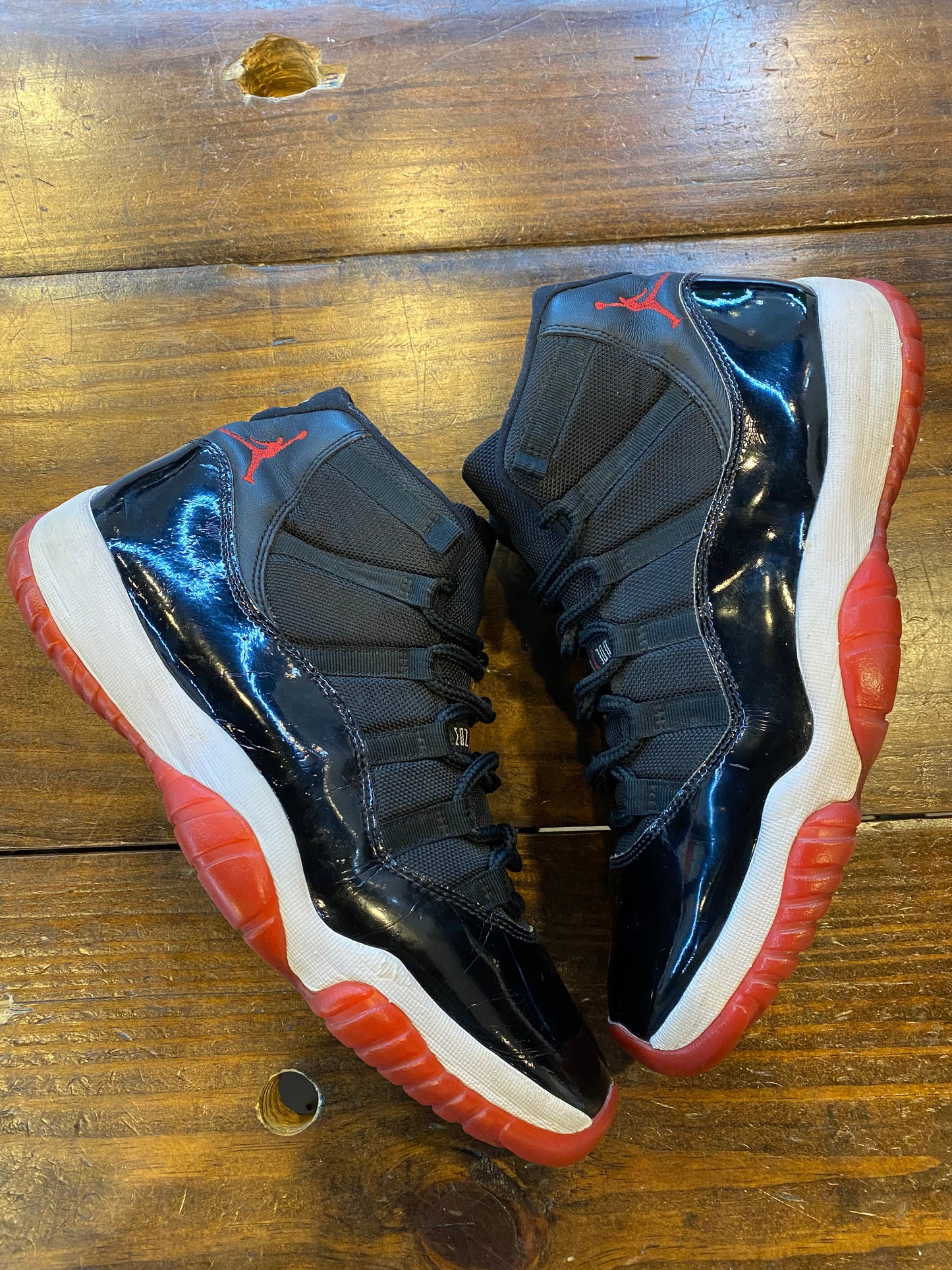 Jordan 11 Retro Bred 2019 PRE OWNED