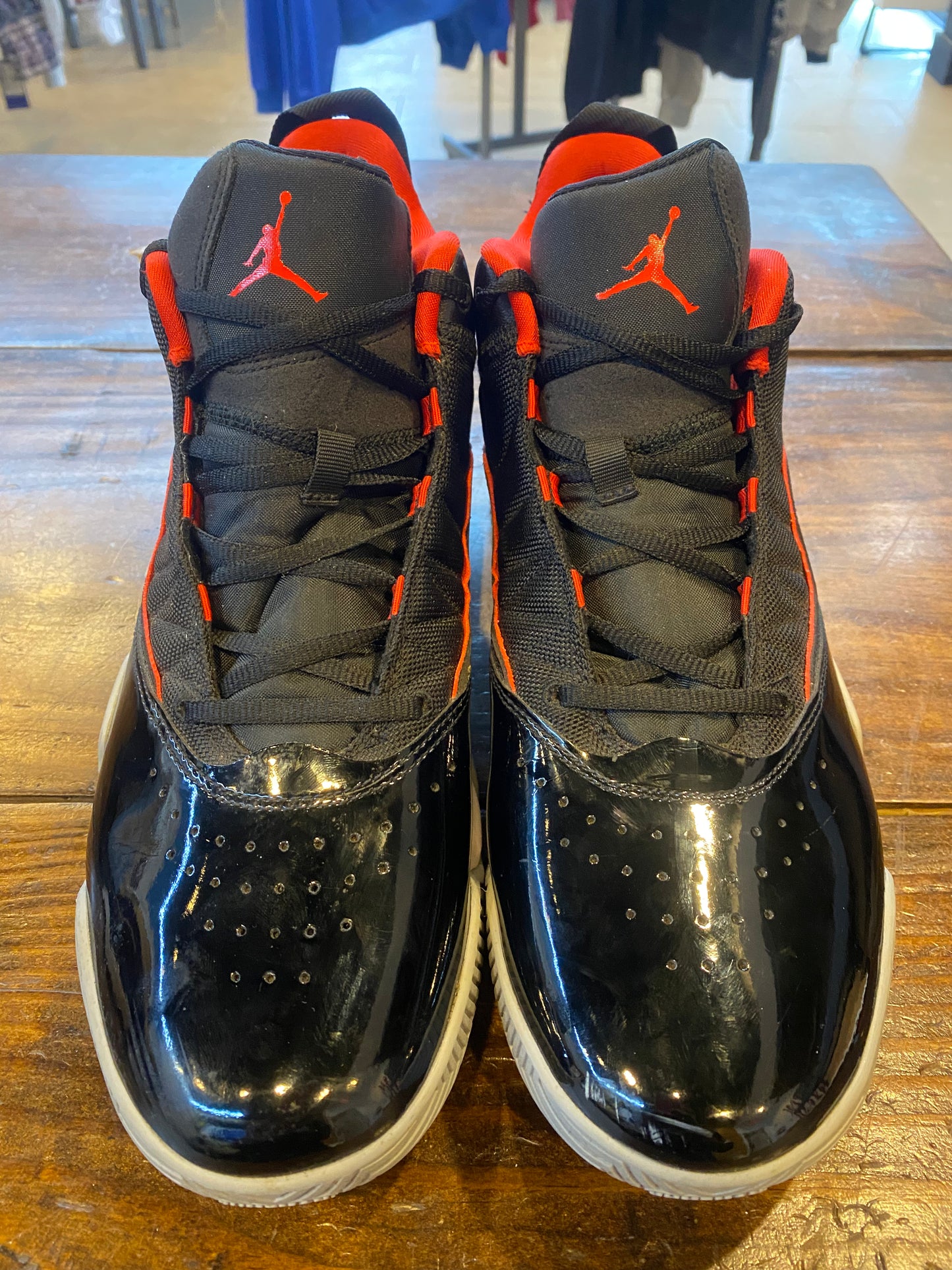 Jordan Stay Loyal Bred PRE OWNED