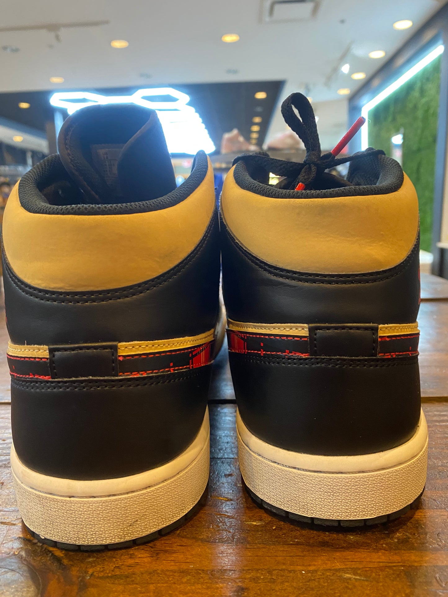 Jordan 1 Mid SE Tartan Swoosh PRE OWNED