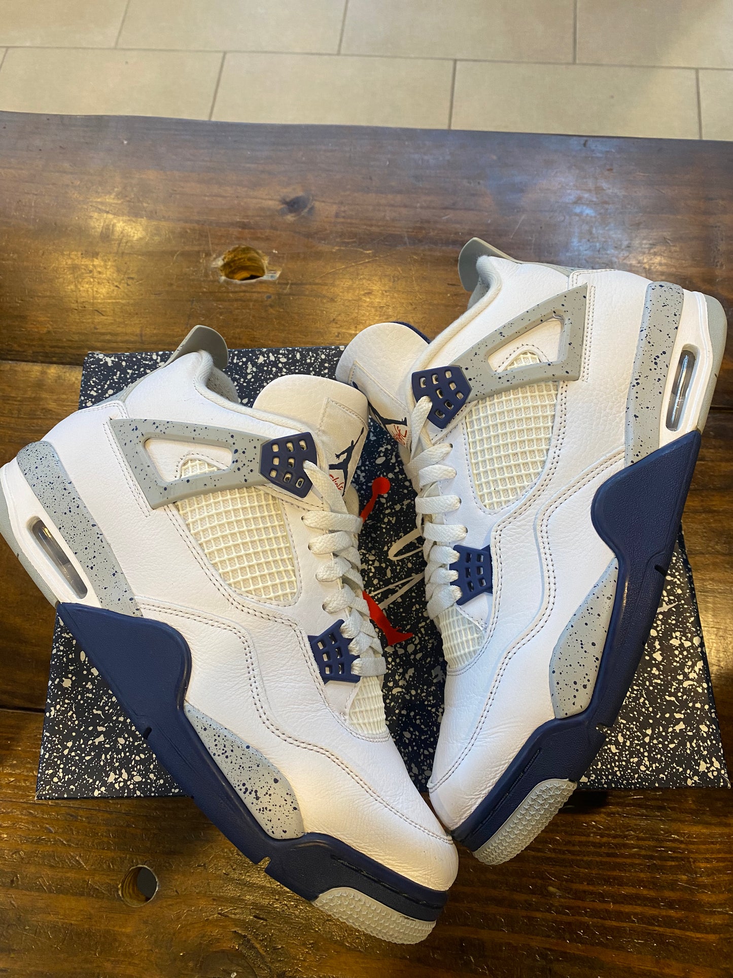 Jordan 4 Retro Midnight Navy PRE OWNED