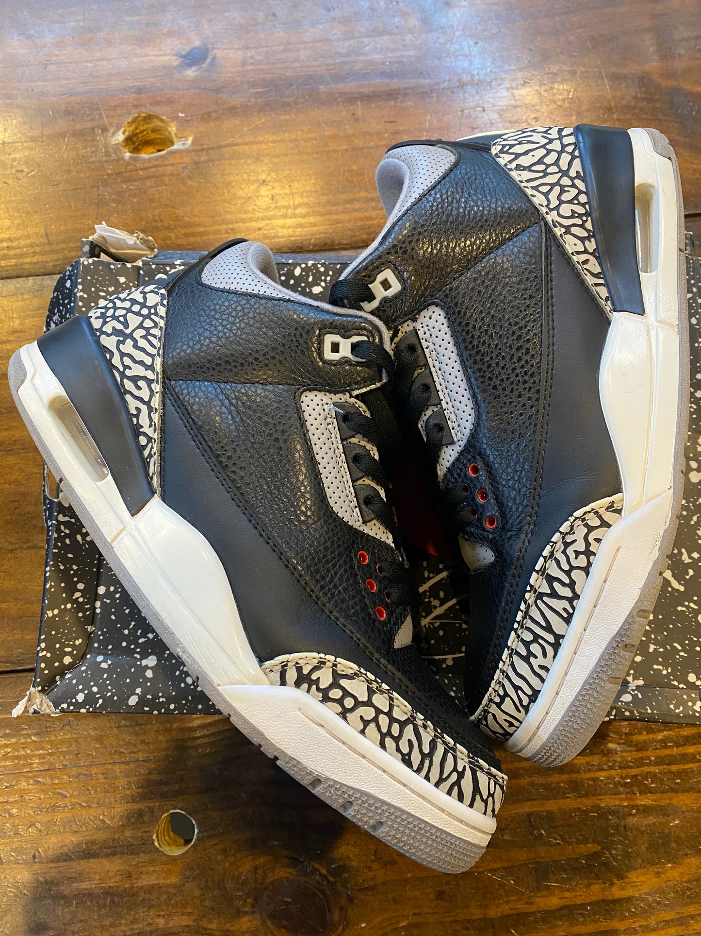 Jordan 3 Retro OG Black Cement 2018 PRE OWNED