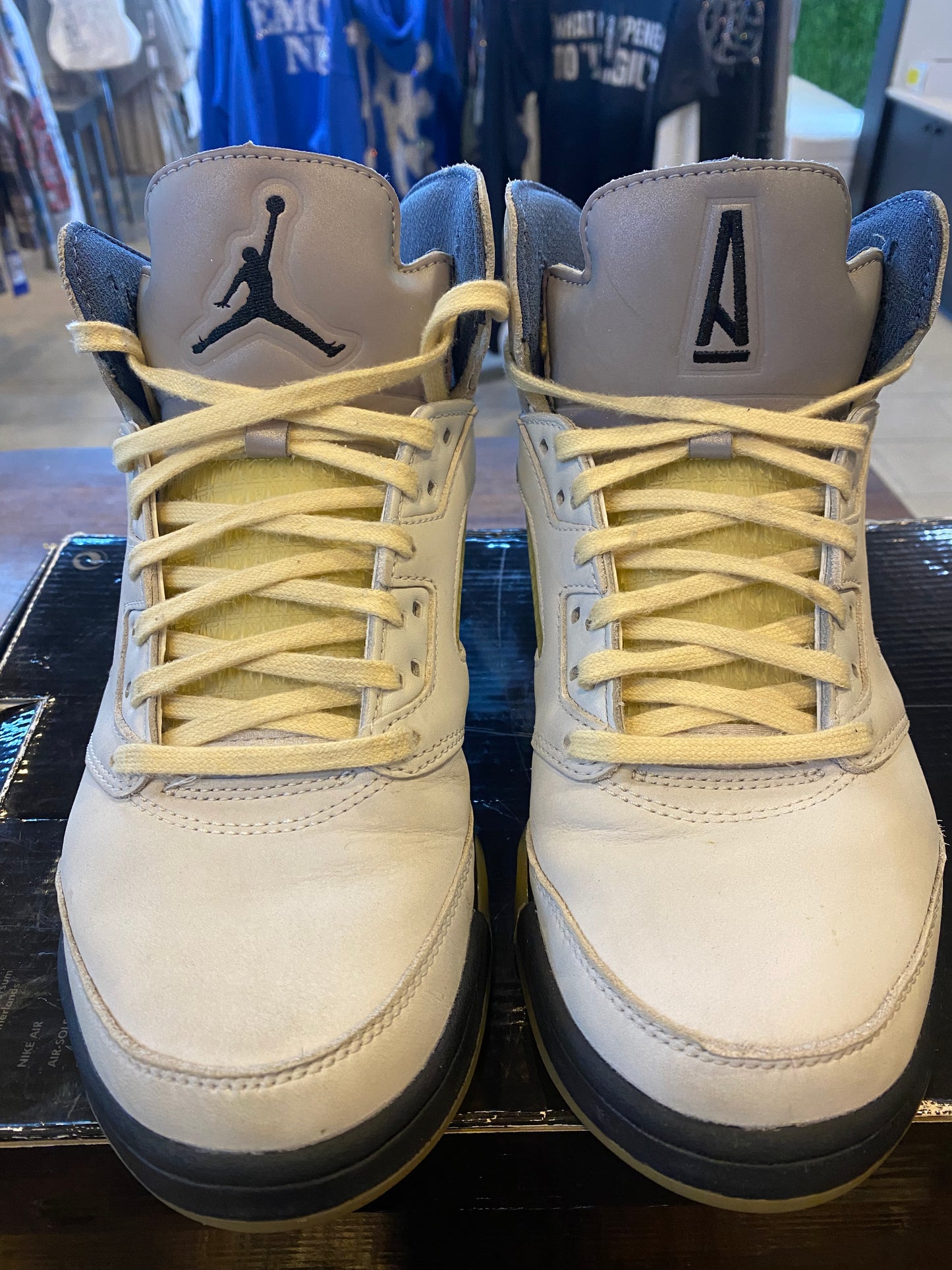 A Ma Maniere X Wmns Jordan 5 Retro Dawn PRE OWNED