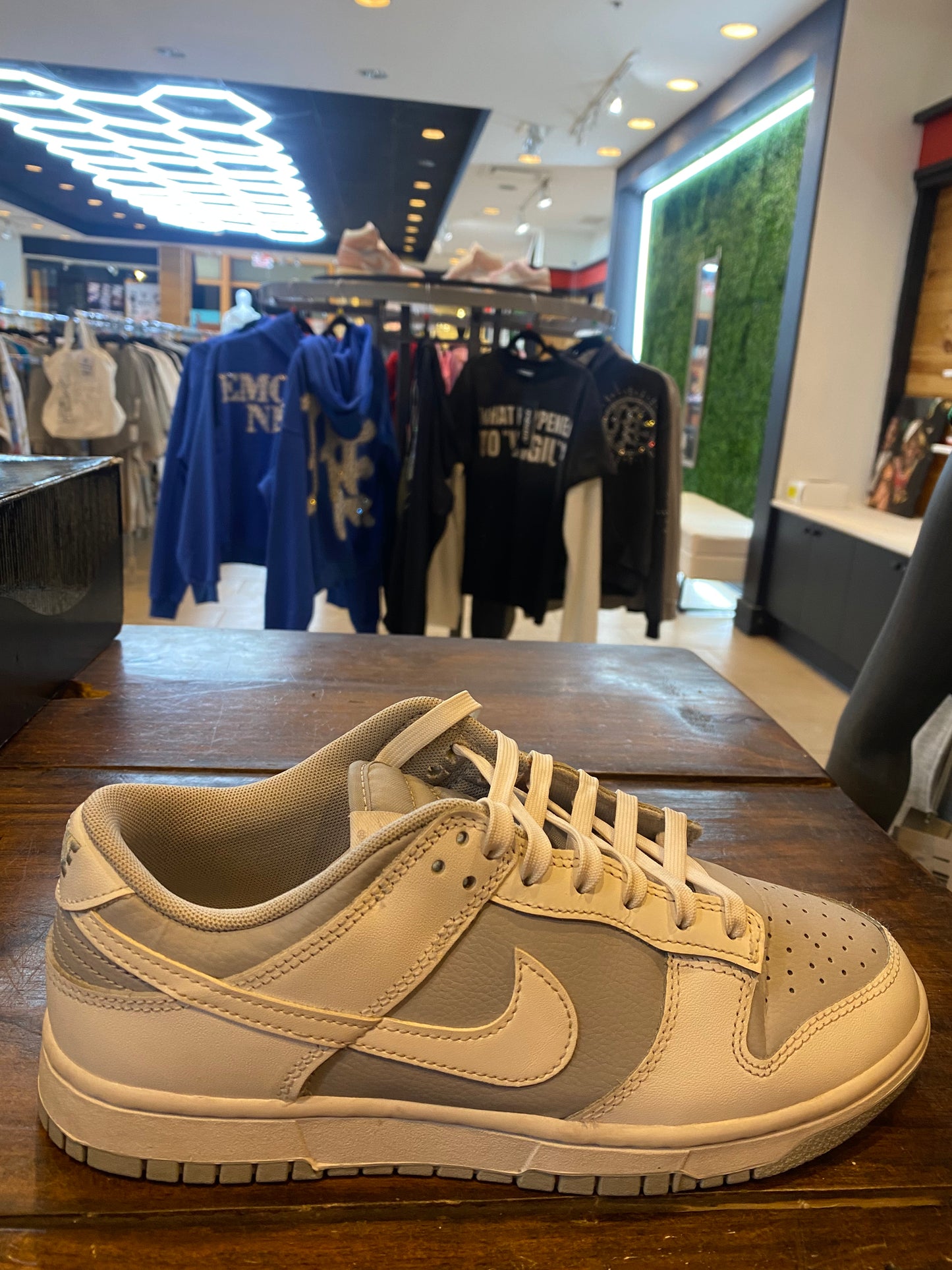 Dunk Low White Neutral Grey PRE OWNED