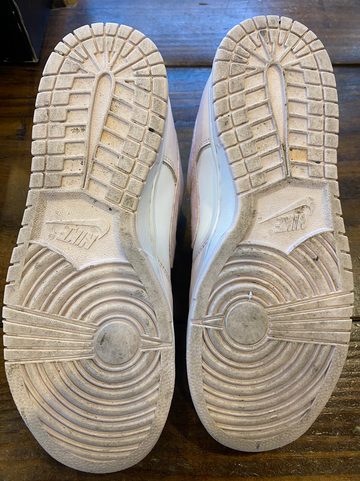 Wmns Dunk Low Pink Paisley PRE OWNED