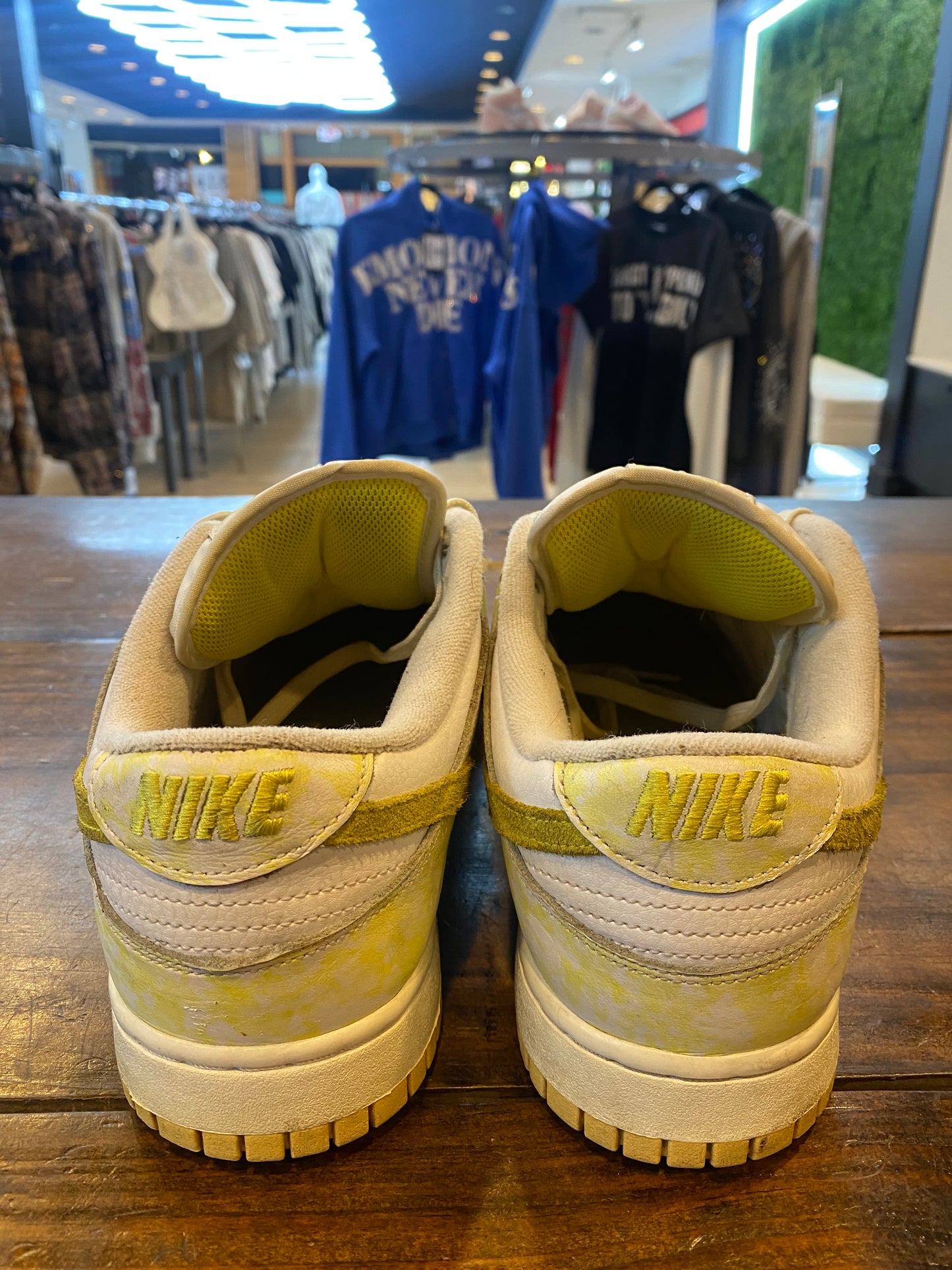 Wmns Dunk Low OG Yellow Strike PRE OWNED
