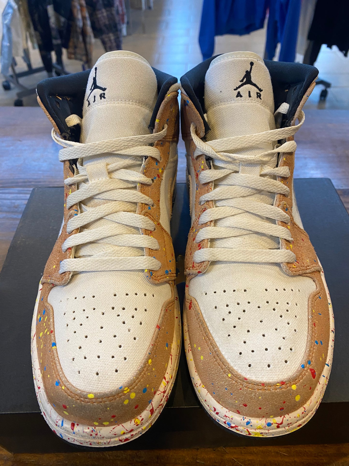 Jordan 1 Mid SE Brushstroke Paint Splatter PRE OWNED