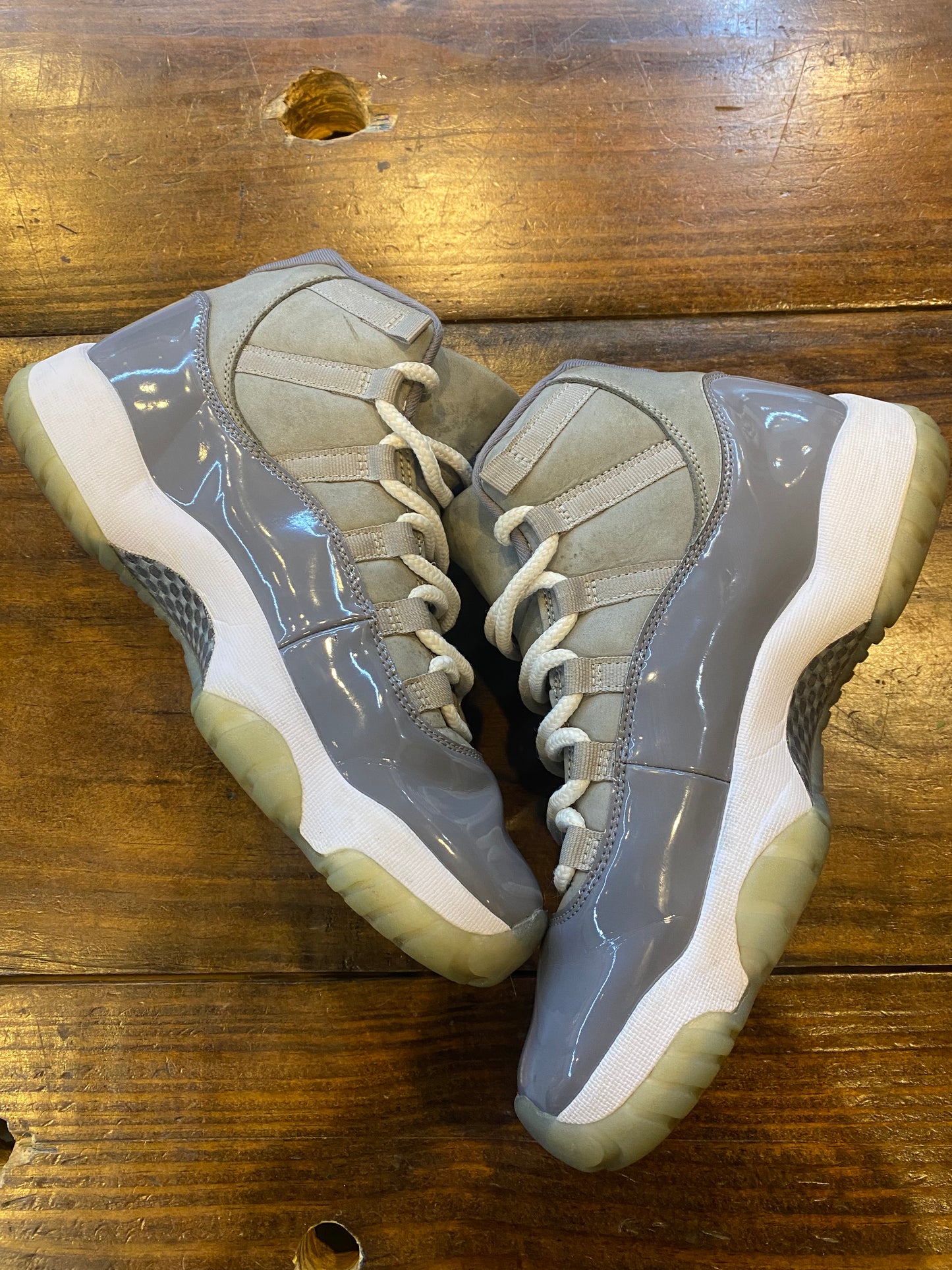 Jordan 11 Retro Cool Grey 2021 PRE OWNED