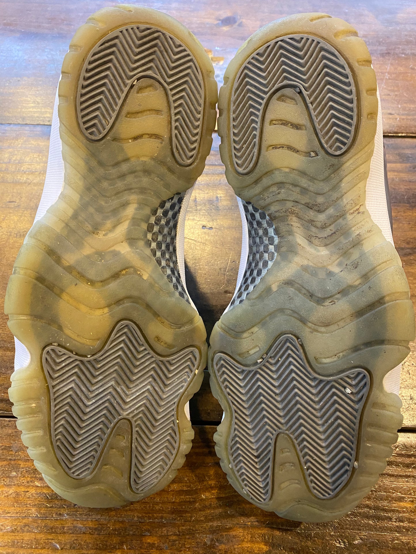 Jordan 11 Retro Cool Grey 2021 PRE OWNED