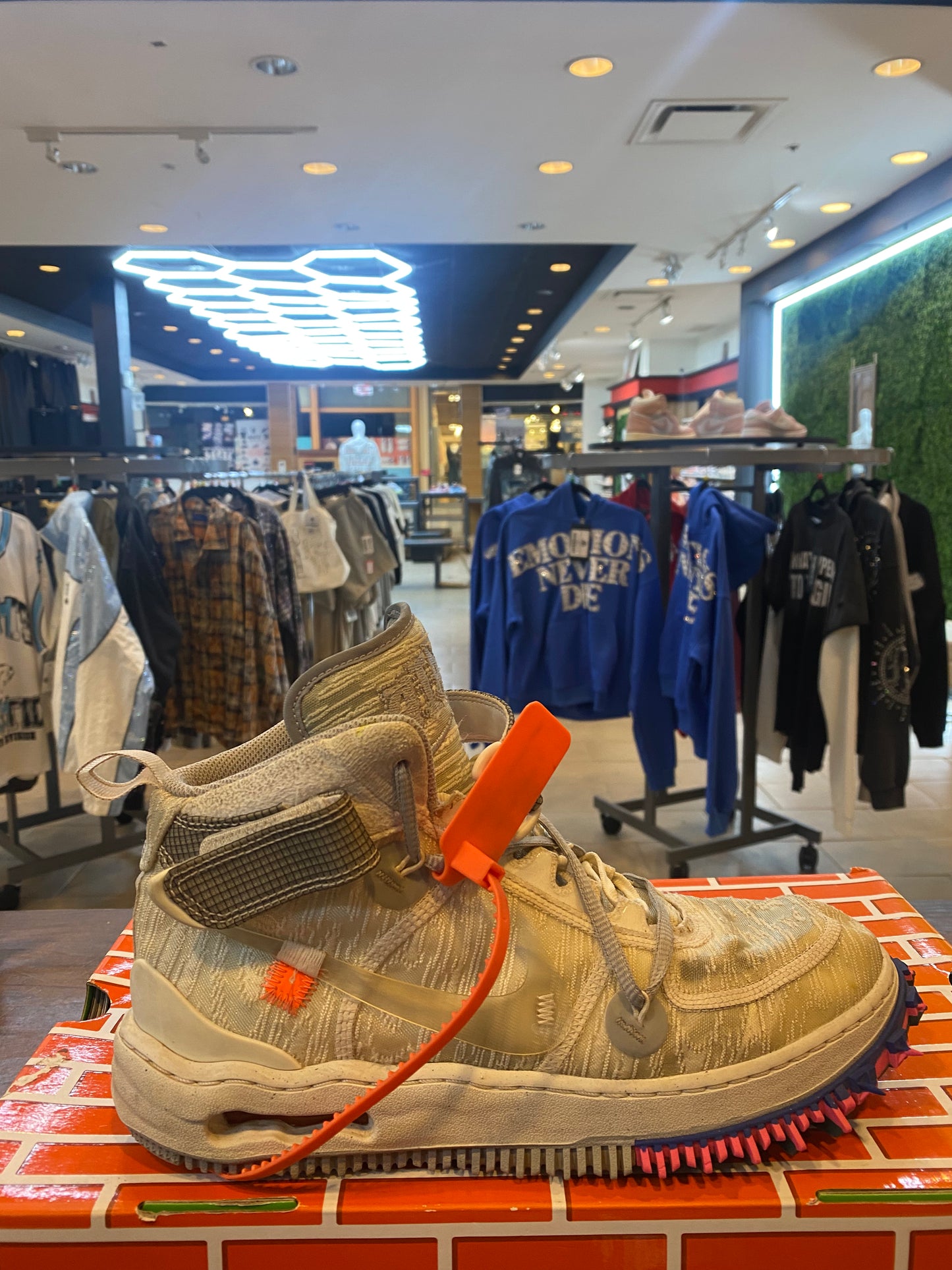 Off White X Air Force 1 Mid White PRE OWNED