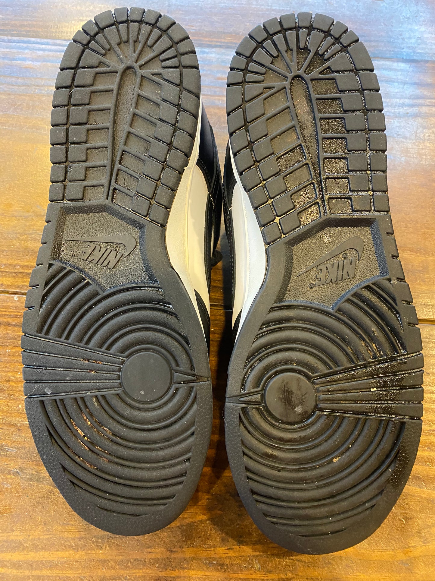 Dunk Low Black White PRE OWNED