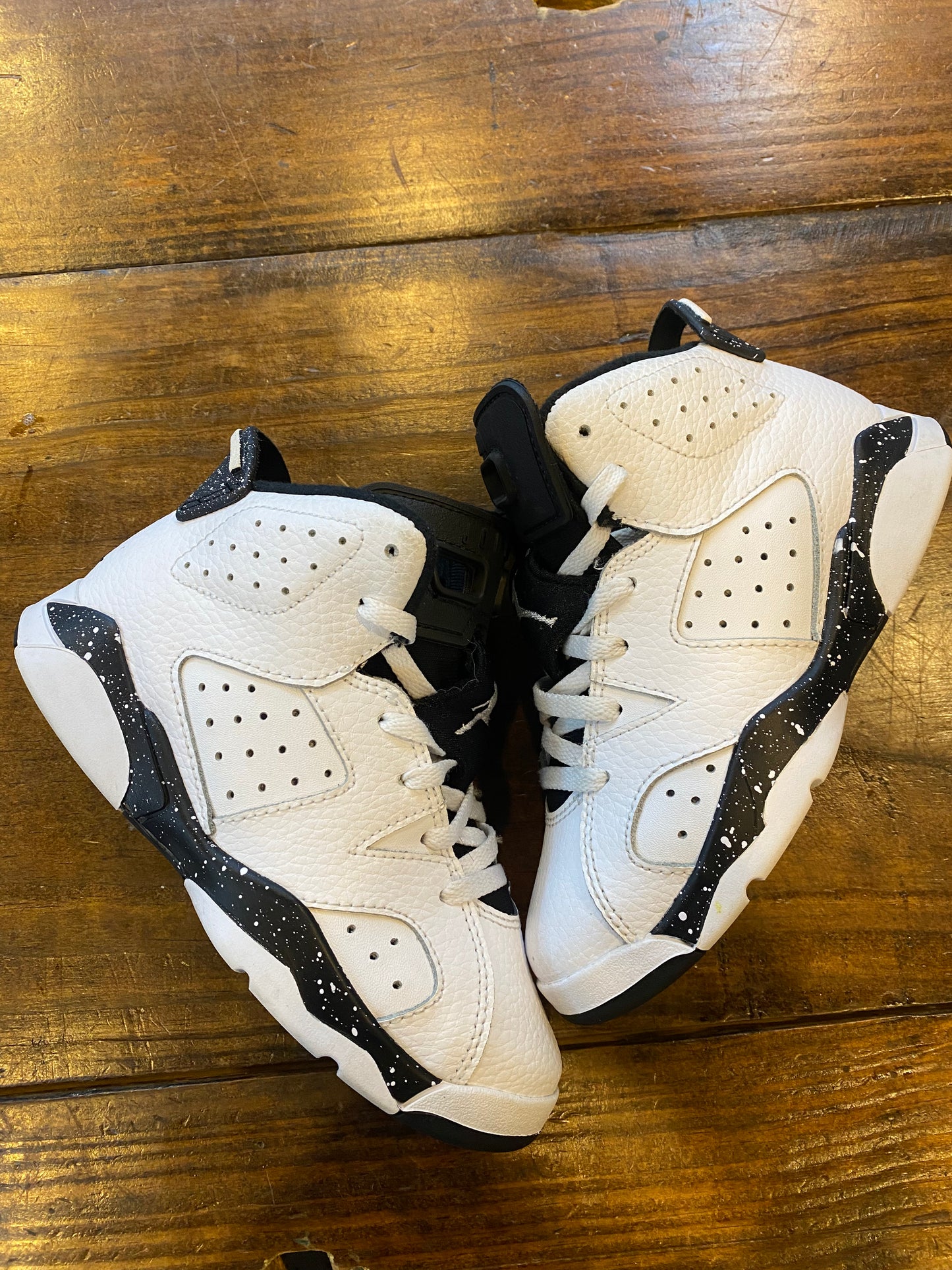 Jordan 6 Retro PS Reverse Oreo PRE OWNED