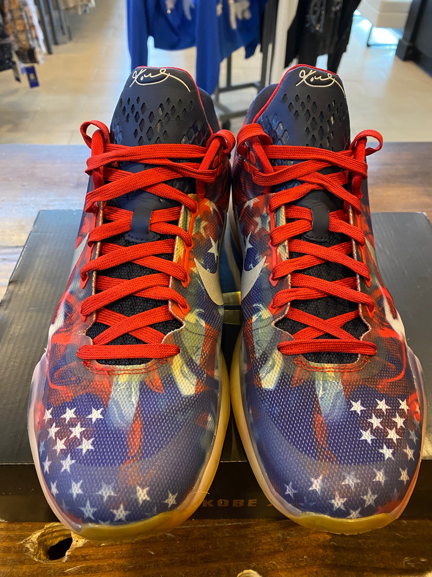 Kobe 10 USA PRE OWNED