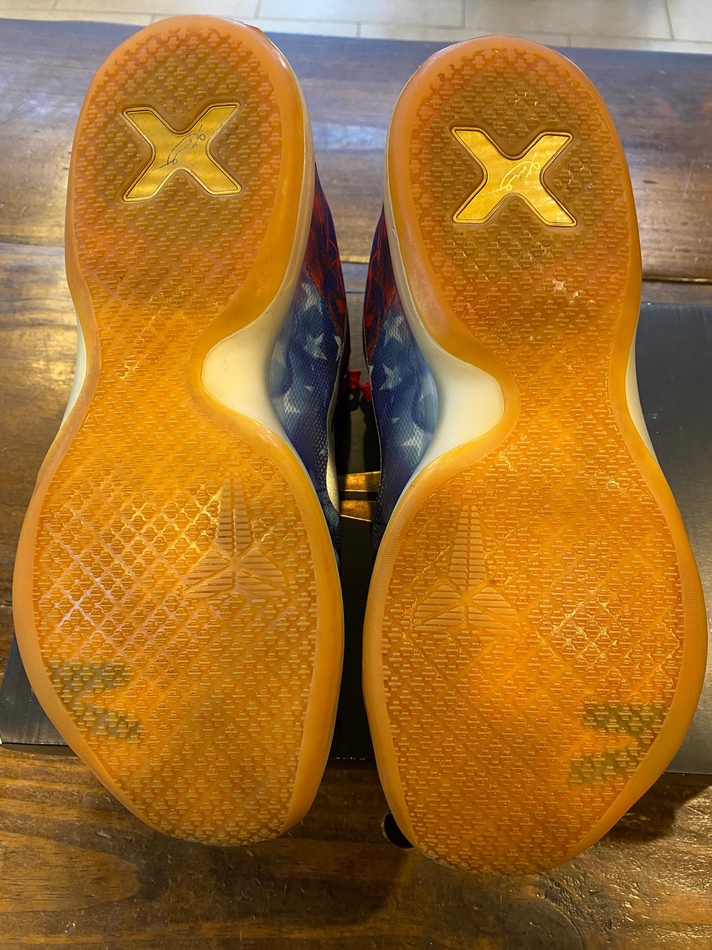 Kobe 10 USA PRE OWNED