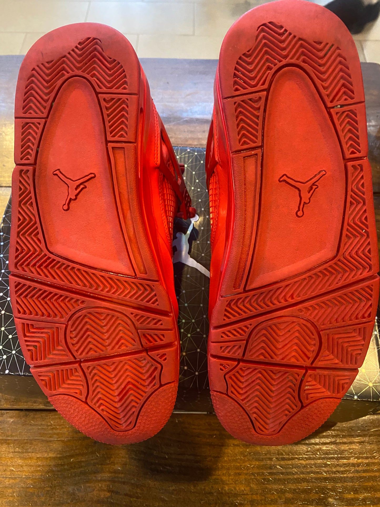 Jordan 4 Retro 11 Lab 4 Red PRE OWNED