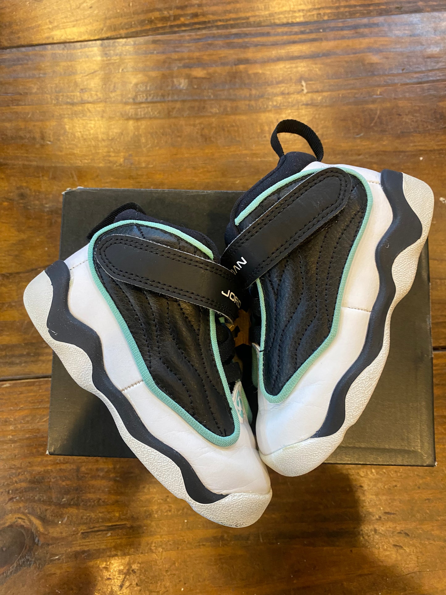 Jordan Pro Strong TD Tiffany PRE OWNED