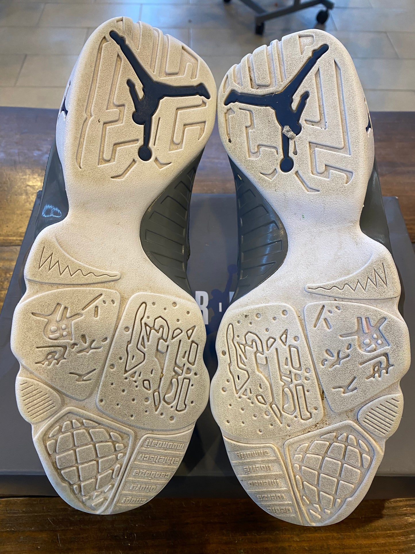 Jordan 9 Retro Flint Grey 2026 PRE OWNED