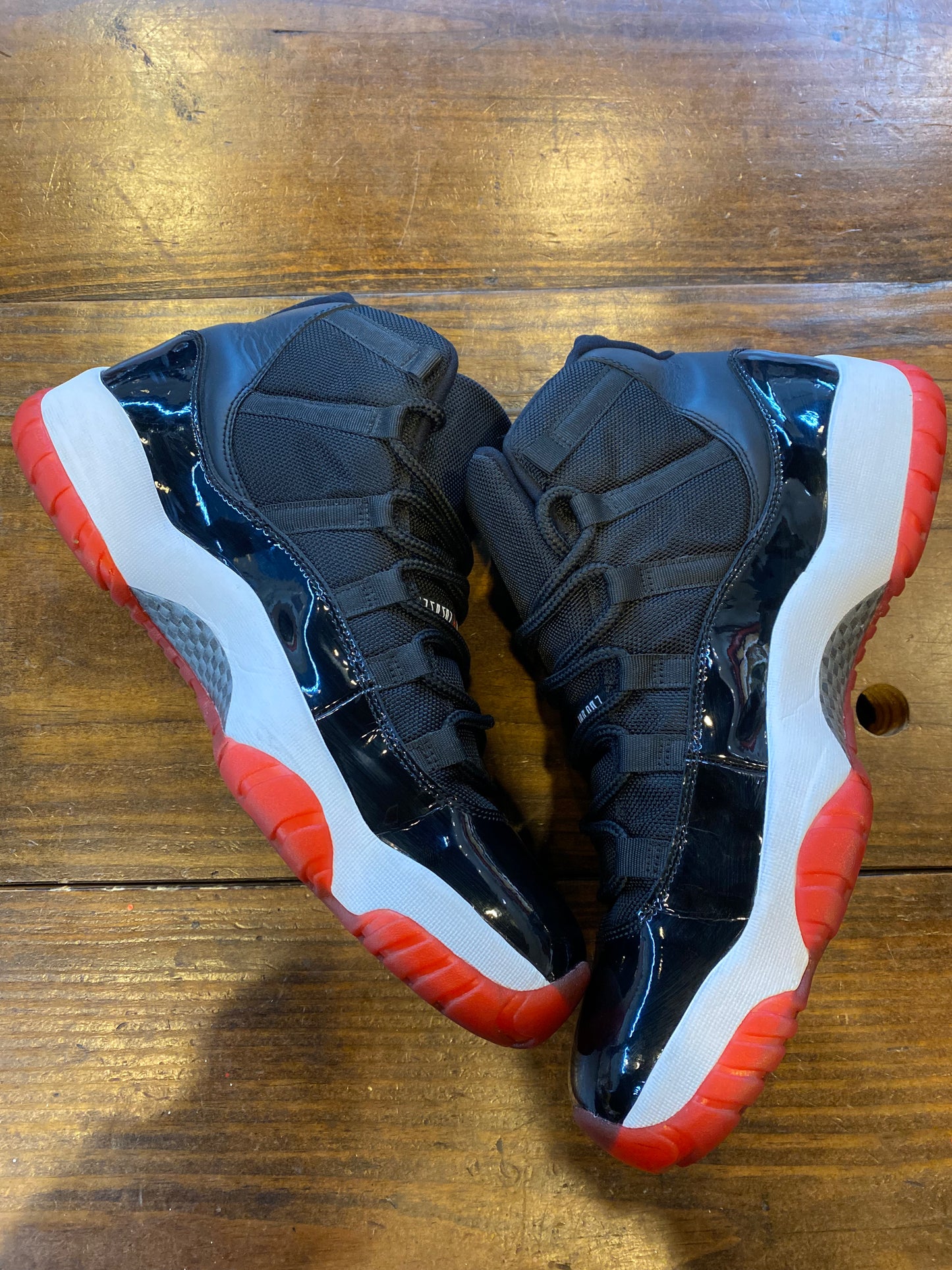 Jordan 11 Retro Bred 2012 PRE OWNED