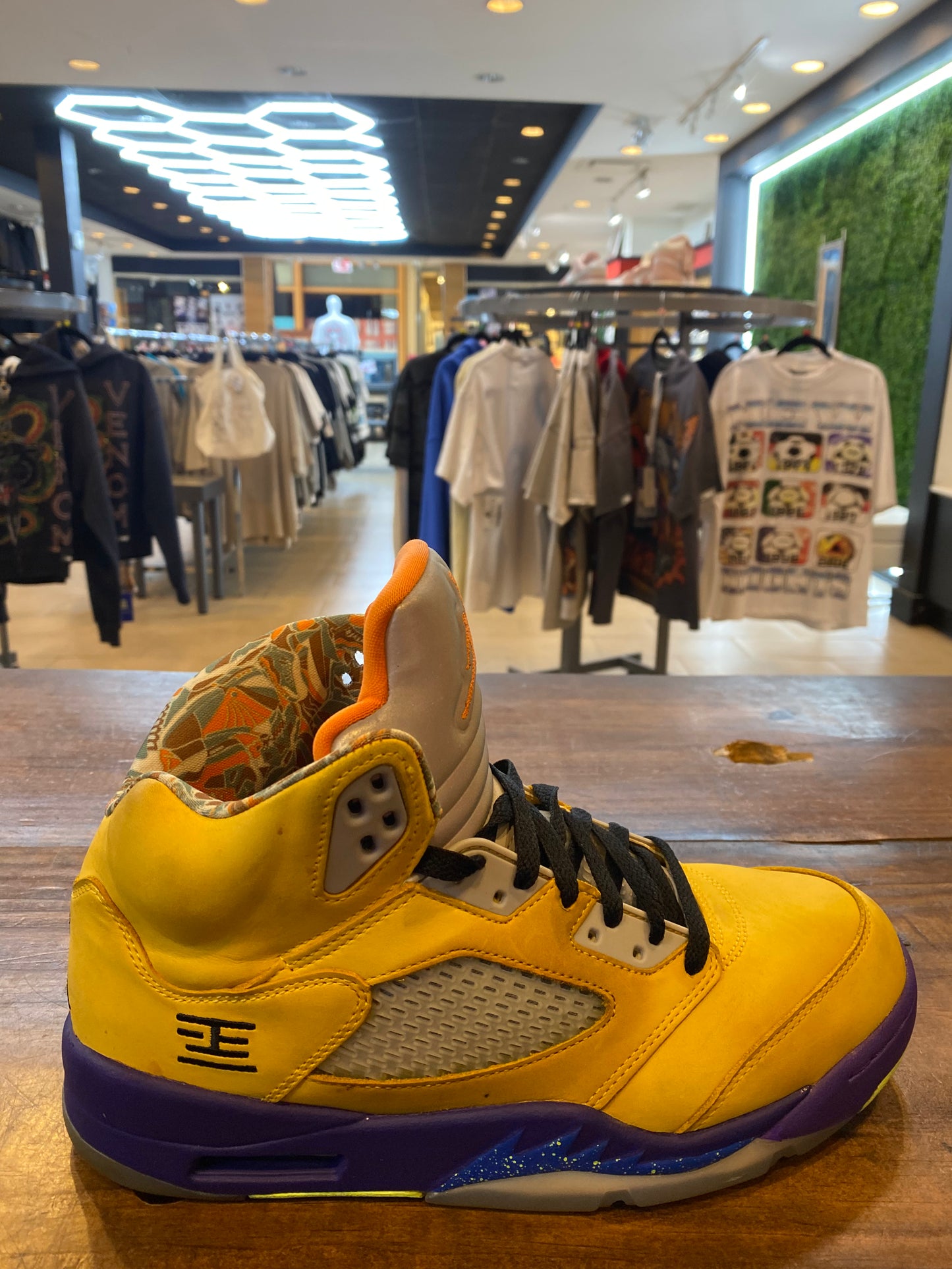 Jordan 5 Retro SE What The PRE OWNED