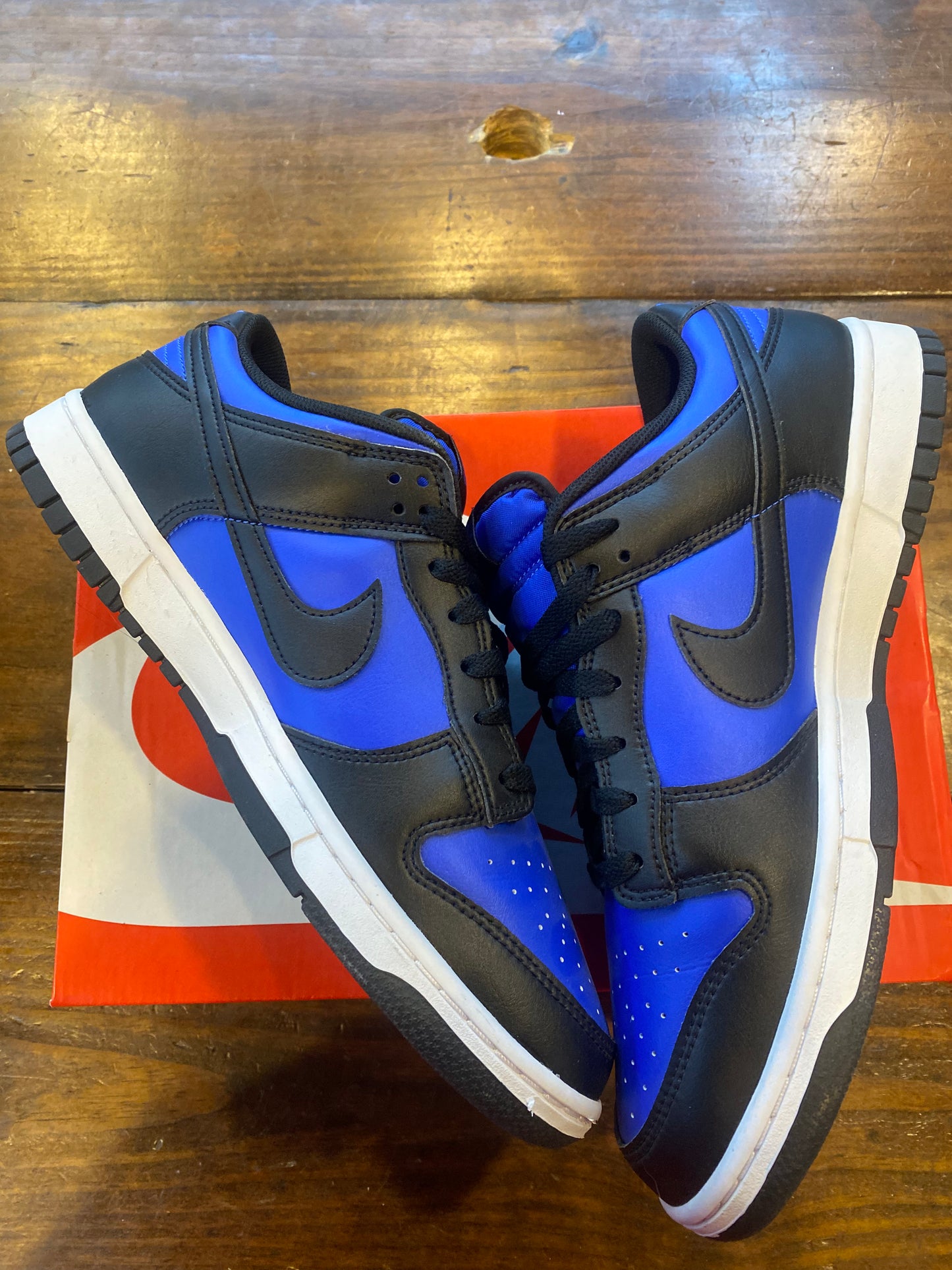 Dunk Low Hyper Royal 2025 PRE OWNED