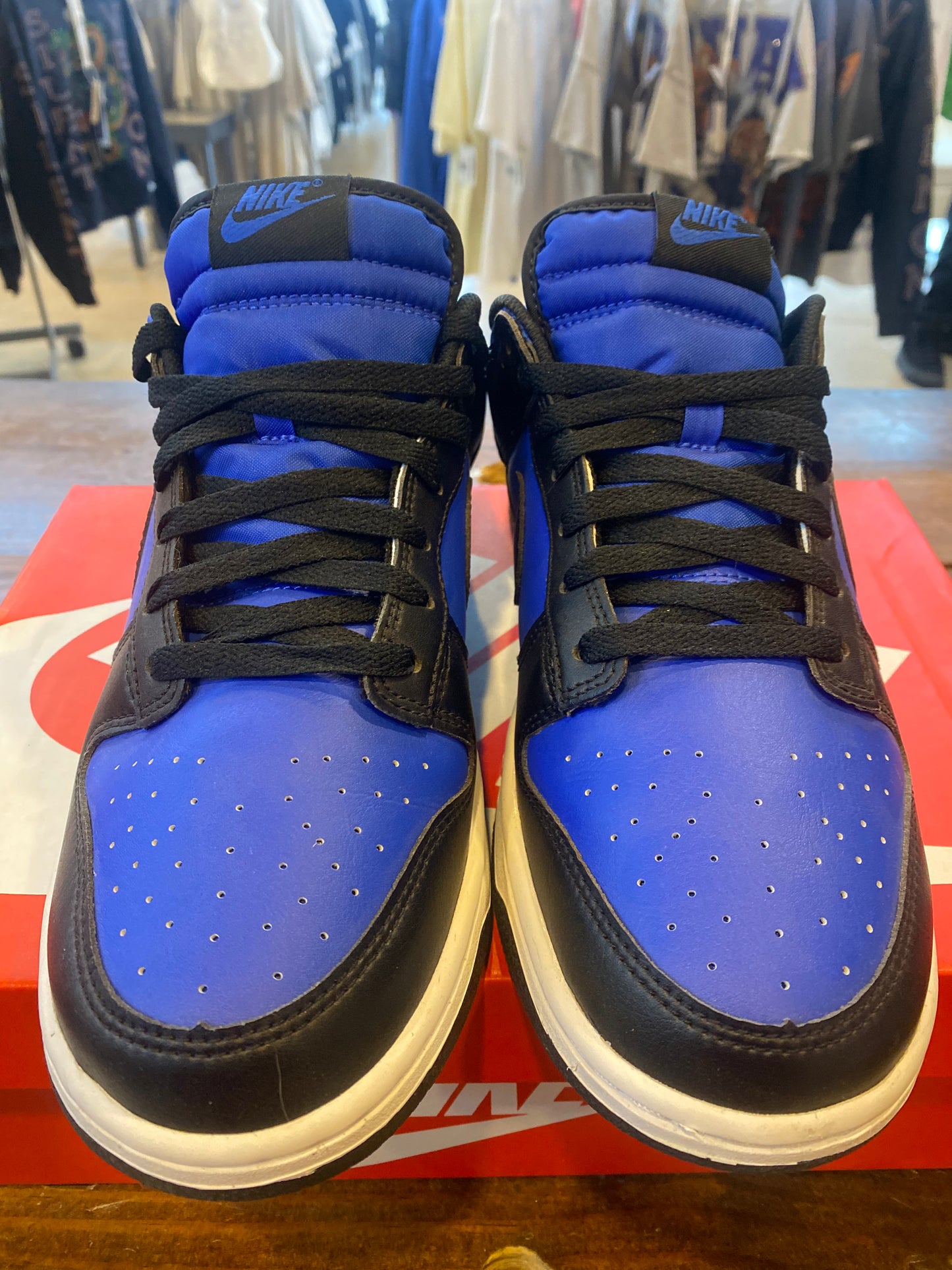 Dunk Low Hyper Royal 2025 PRE OWNED
