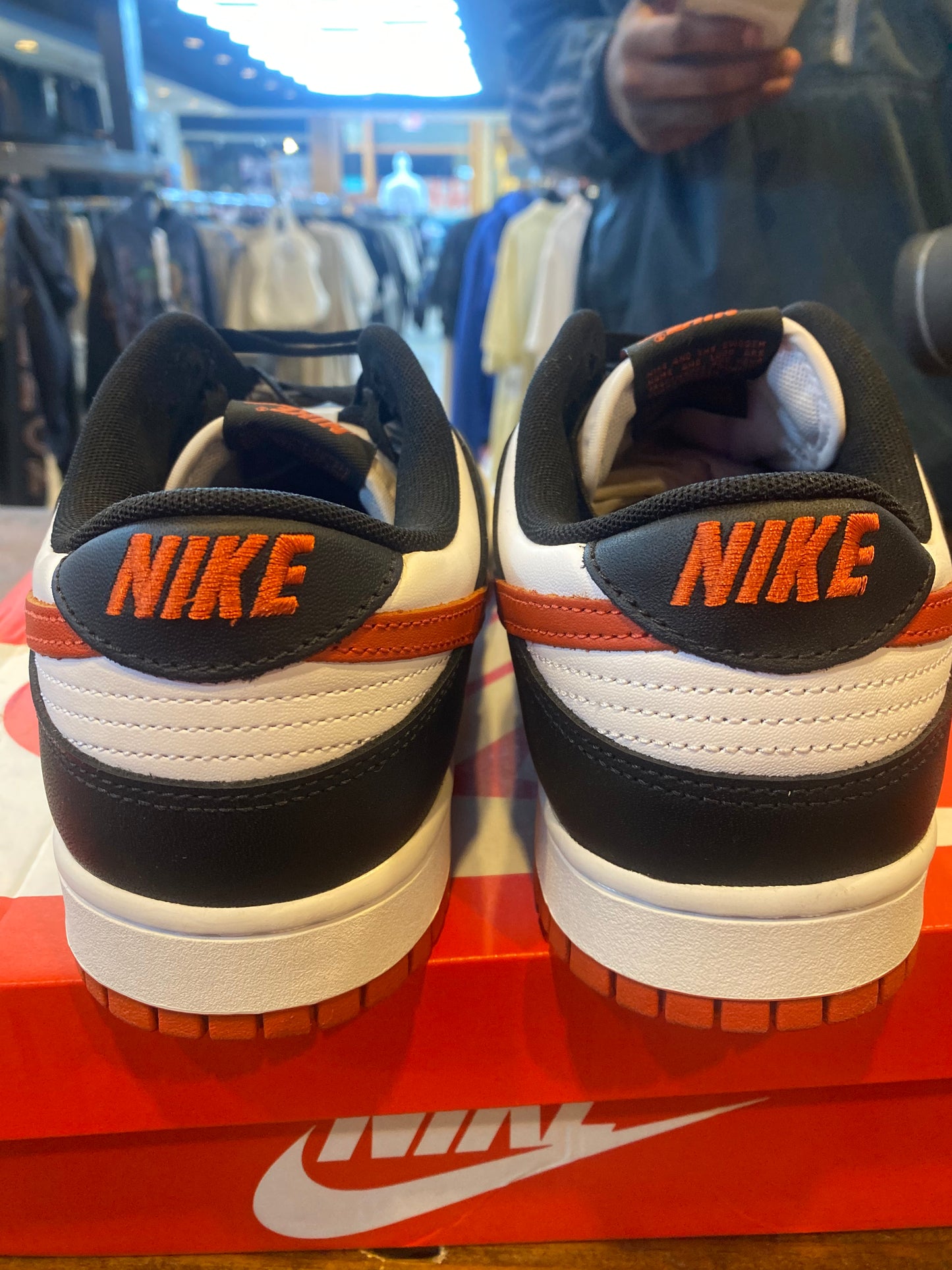 Dunk Low Black Dragon Red PRE OWNED