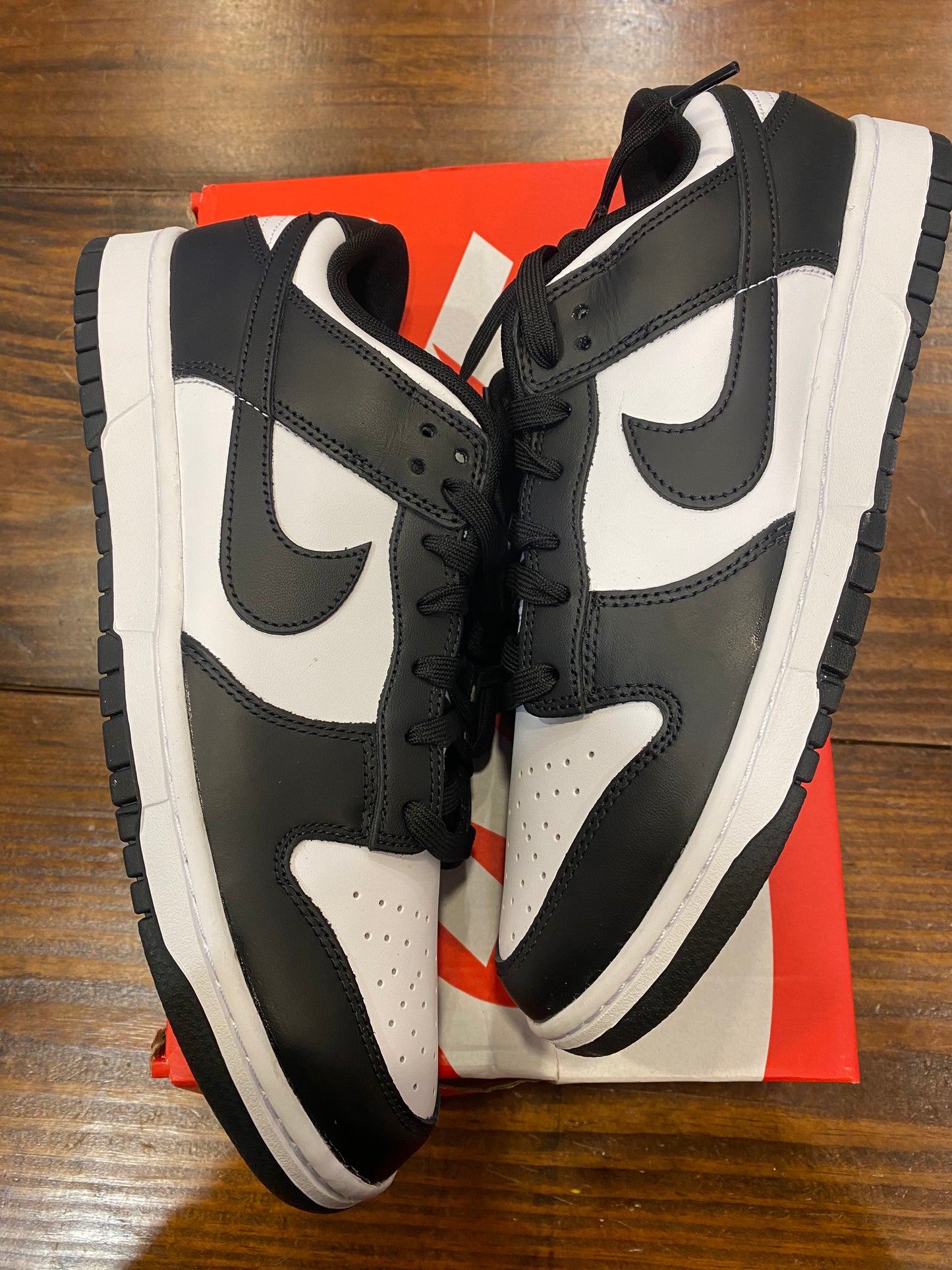 Dunk Low Black White PRE-OWNED