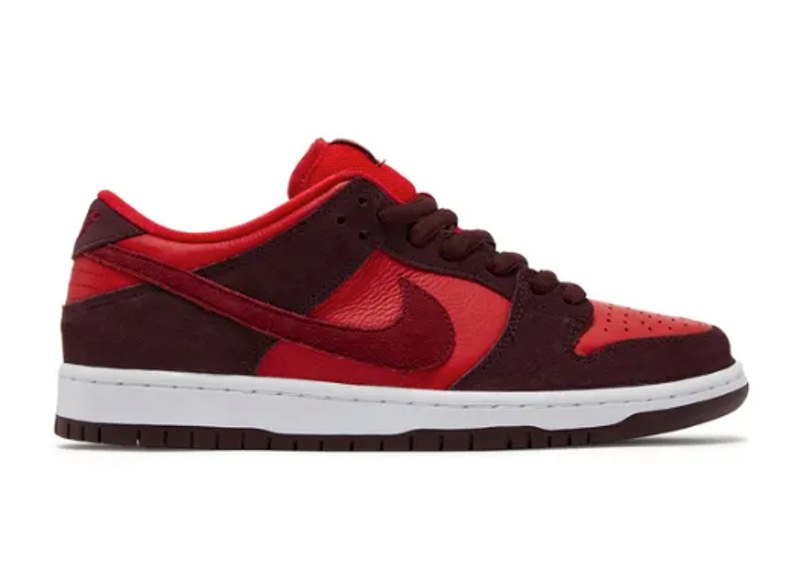 Dunk Low Pro SB Fruity Pack Cherry PRE OWNED