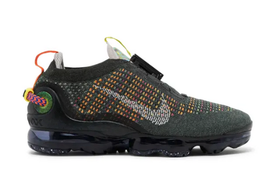 Air Vapor Max 2020 Flyknit Newsprint PRE OWNED